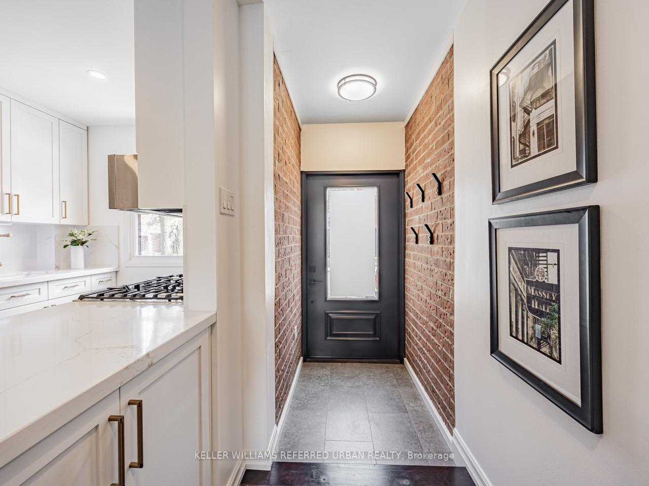 Photo 2 of 22 Valifor Place N, Toronto, Greenwood-Coxwell — HOMEH