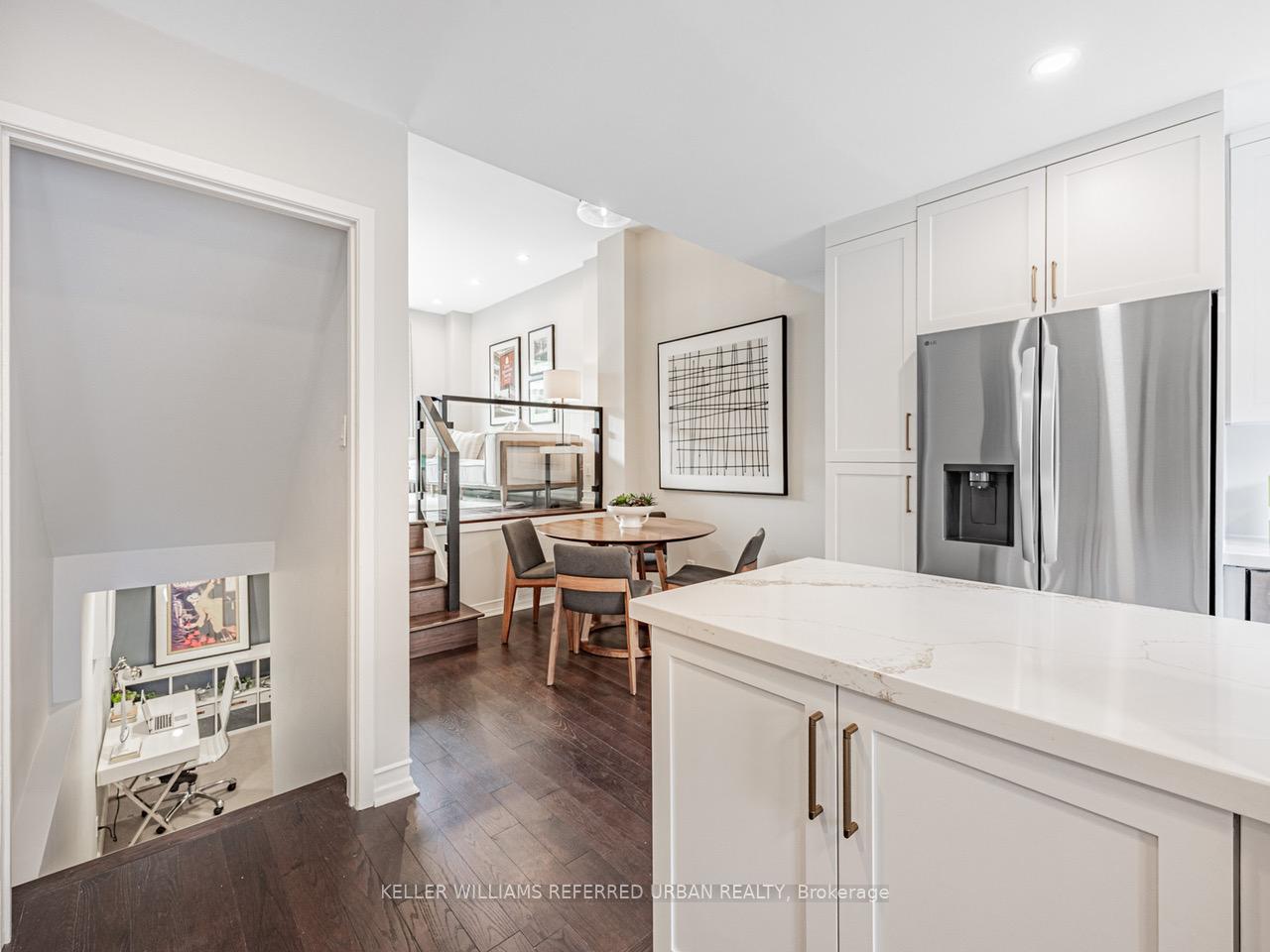 Photo 4 of 22 Valifor Place N, Toronto, Greenwood-Coxwell — HOMEH