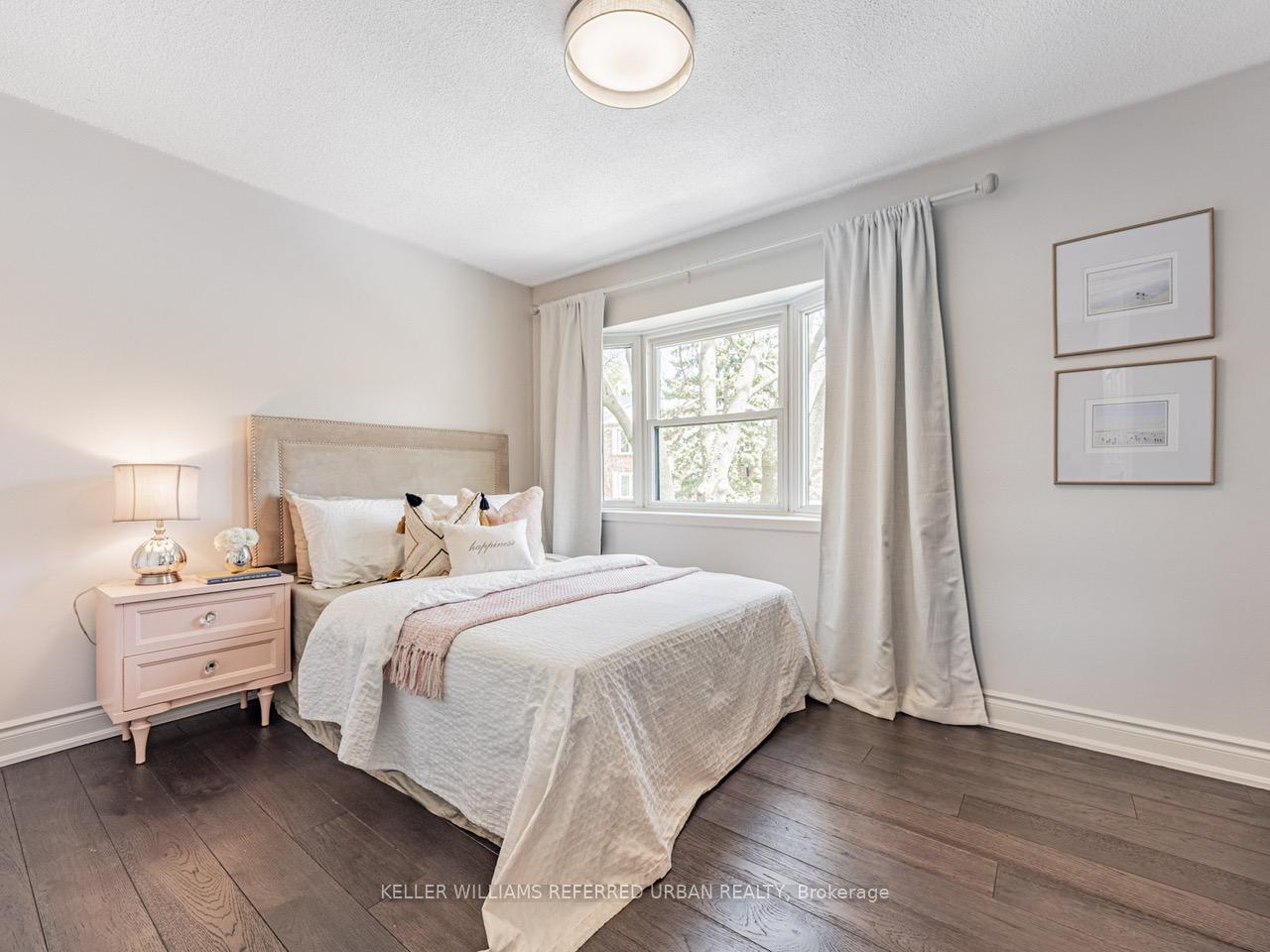 Photo 13 of 22 Valifor Place N, Toronto, Greenwood-Coxwell — HOMEH