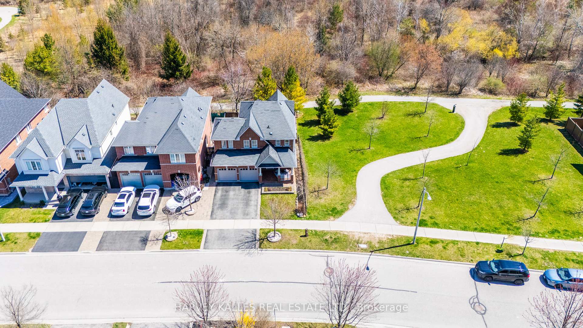 Photo 10 of 41 Galea Drive, Ajax, Central East — HOMEH