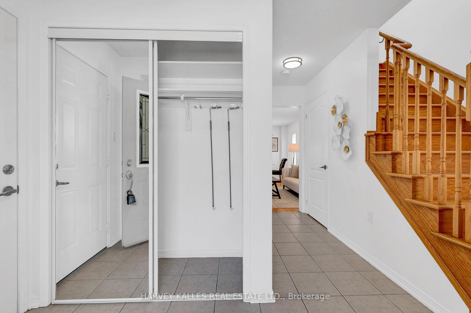 Photo 14 of 41 Galea Drive, Ajax, Central East — HOMEH
