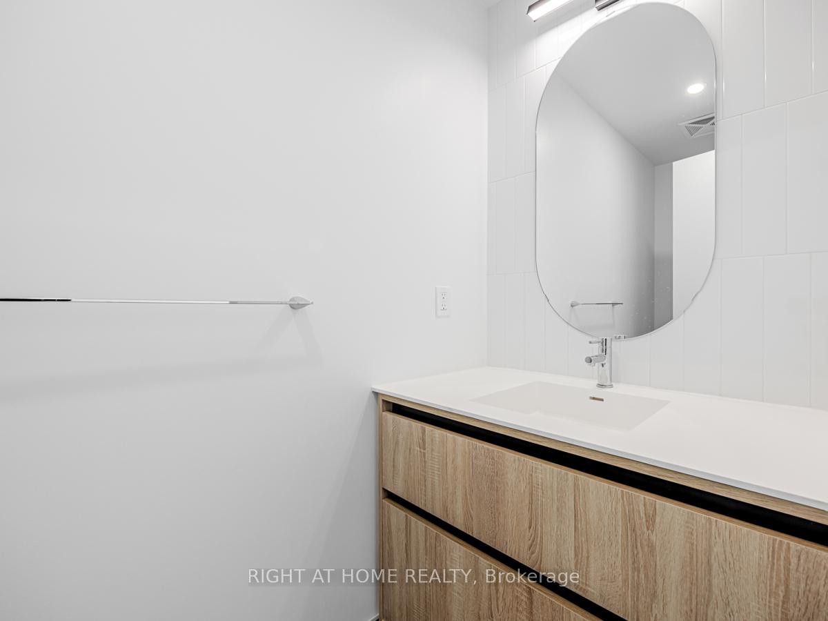 Photo 10 of Unit 106, 7950 Bathurst Street, Vaughan, Beverley Glen — HOMEH