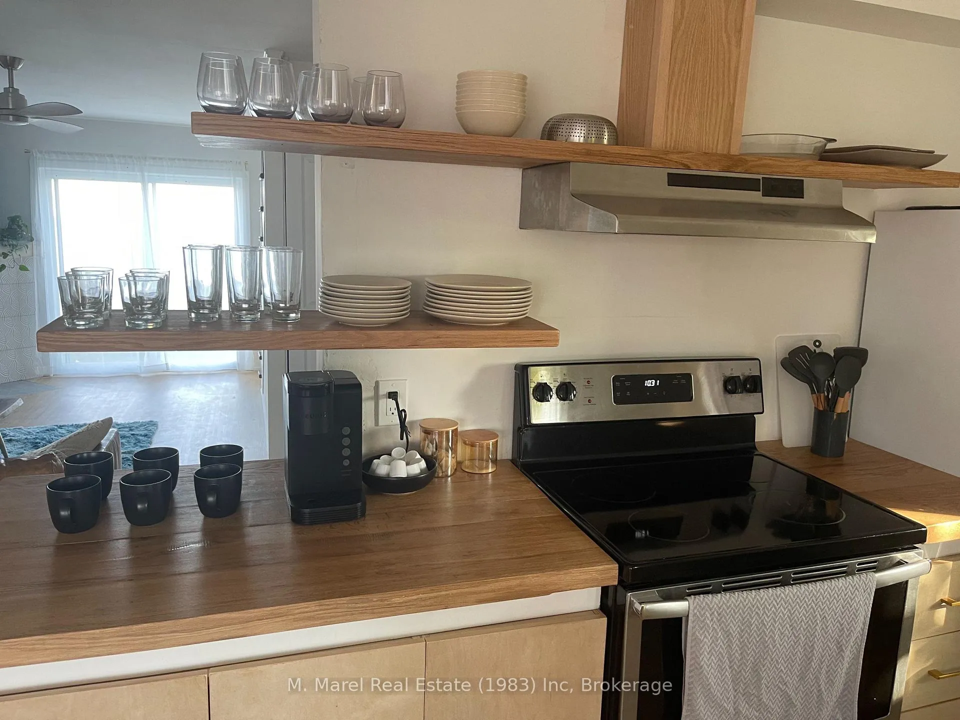 Photo 8 of 30 Trillium Avenue, Hamilton, Winona Park — HOMEH