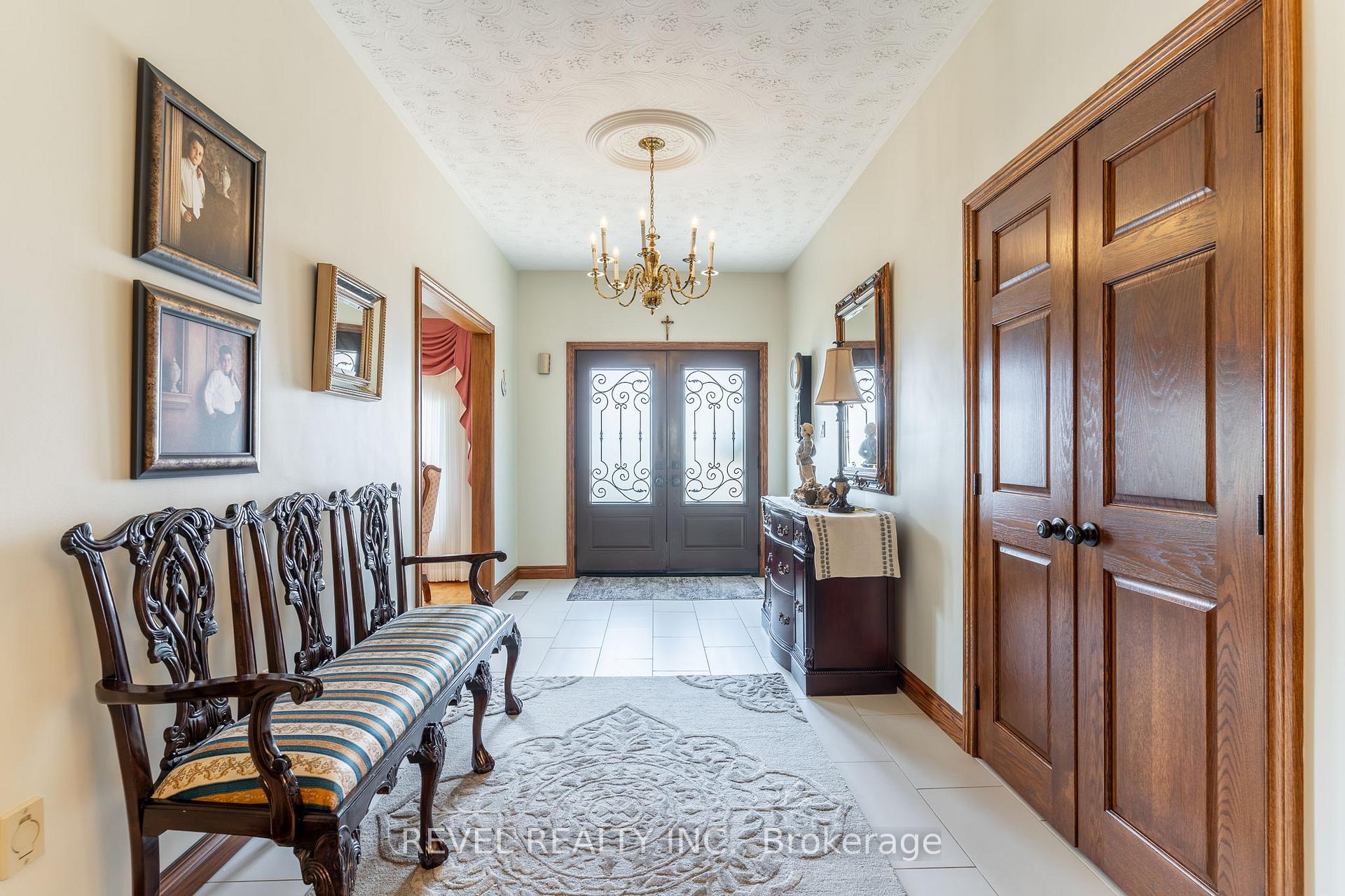 Photo 4 of 112 Henley Drive, Hamilton, Stoney Creek Industrial — HOMEH