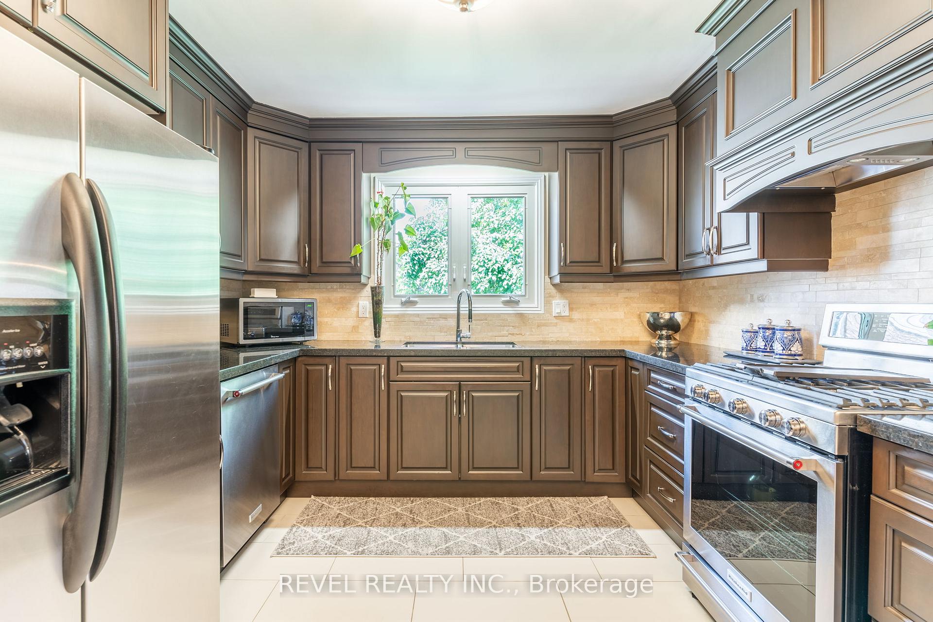 Photo 11 of 112 Henley Drive, Hamilton, Stoney Creek Industrial — HOMEH