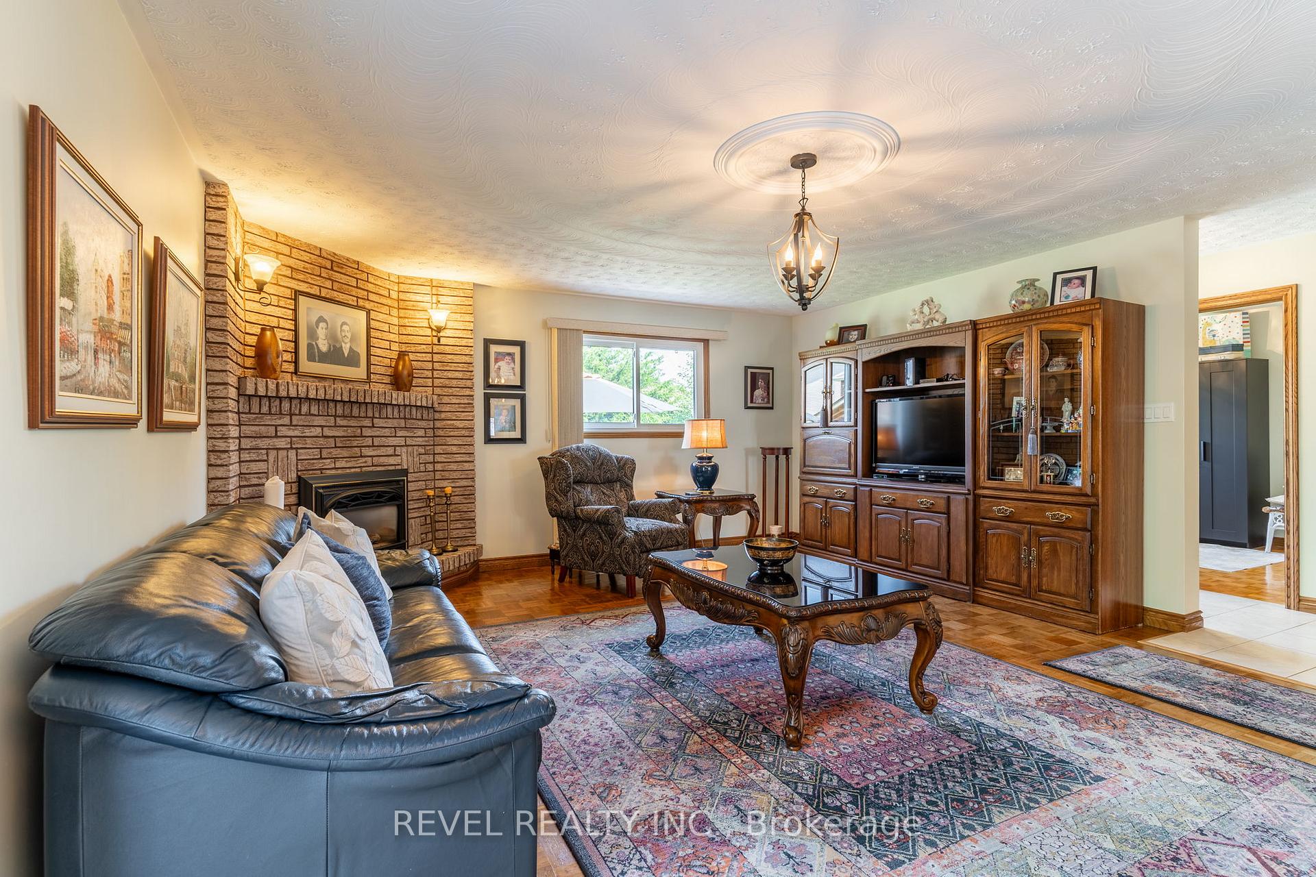 Photo 16 of 112 Henley Drive, Hamilton, Stoney Creek Industrial — HOMEH