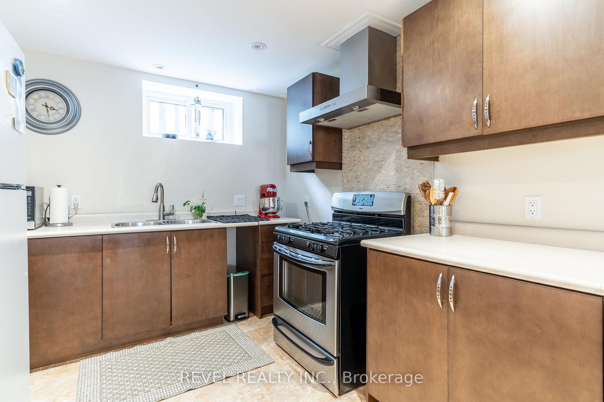 Photo 37 of 112 Henley Drive, Hamilton, Stoney Creek Industrial — HOMEH
