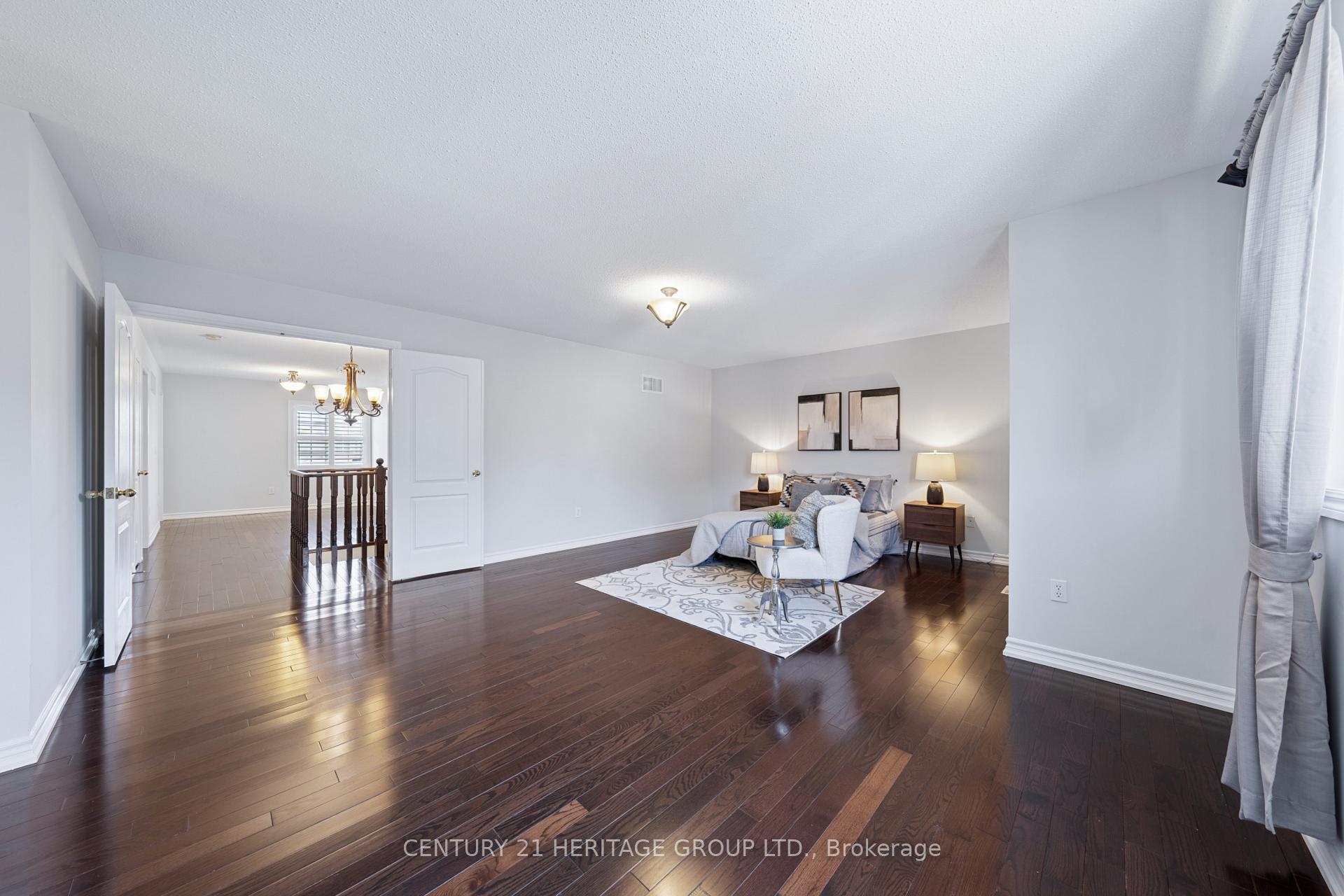 Photo 24 of 22 Horsley Court, Aurora, Bayview Northeast — HOMEH