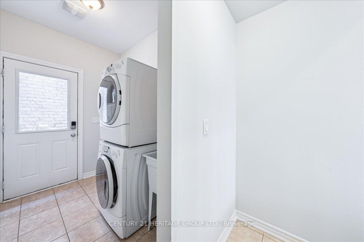 Photo 27 of 22 Horsley Court, Aurora, Bayview Northeast — HOMEH