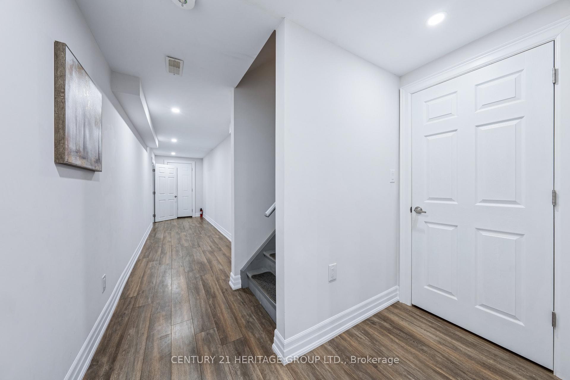Photo 32 of 22 Horsley Court, Aurora, Bayview Northeast — HOMEH