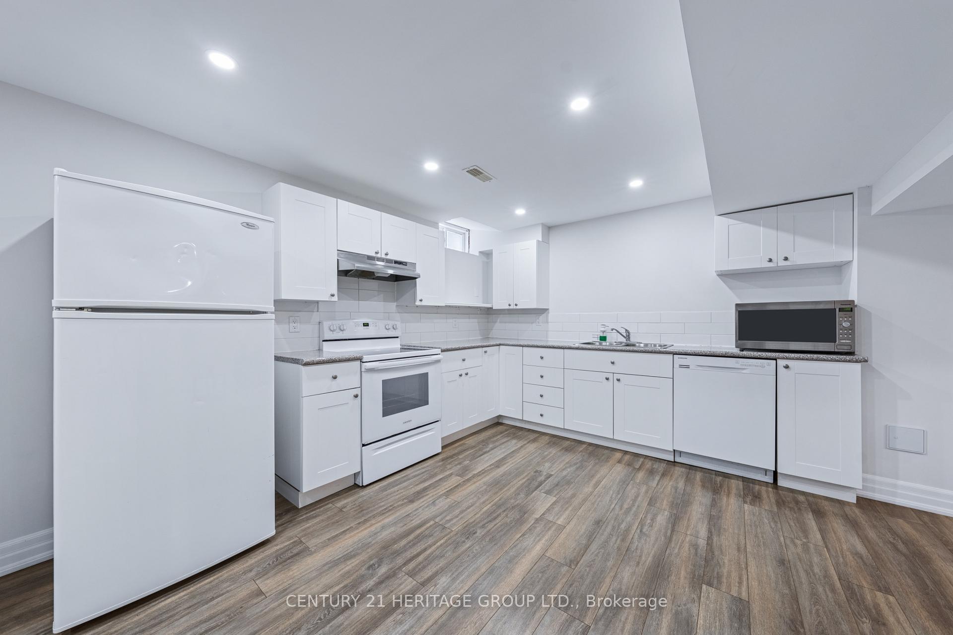 Photo 34 of 22 Horsley Court, Aurora, Bayview Northeast — HOMEH