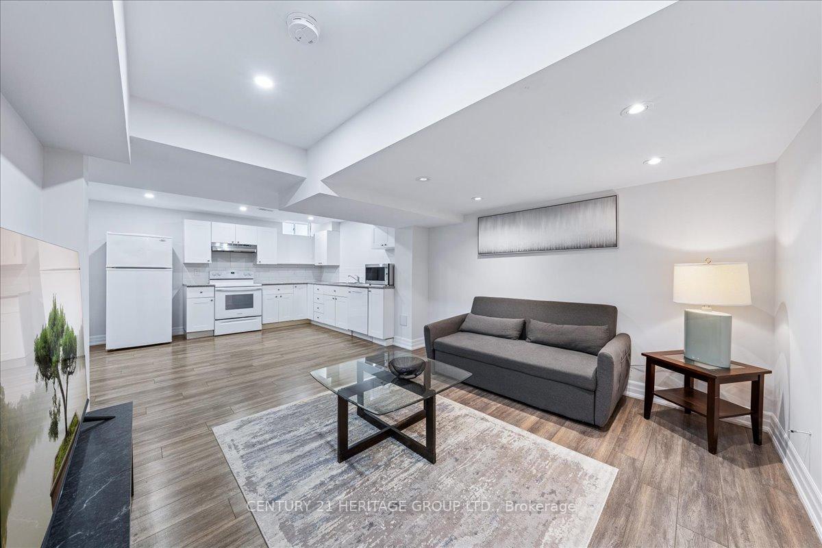 Photo 36 of 22 Horsley Court, Aurora, Bayview Northeast — HOMEH