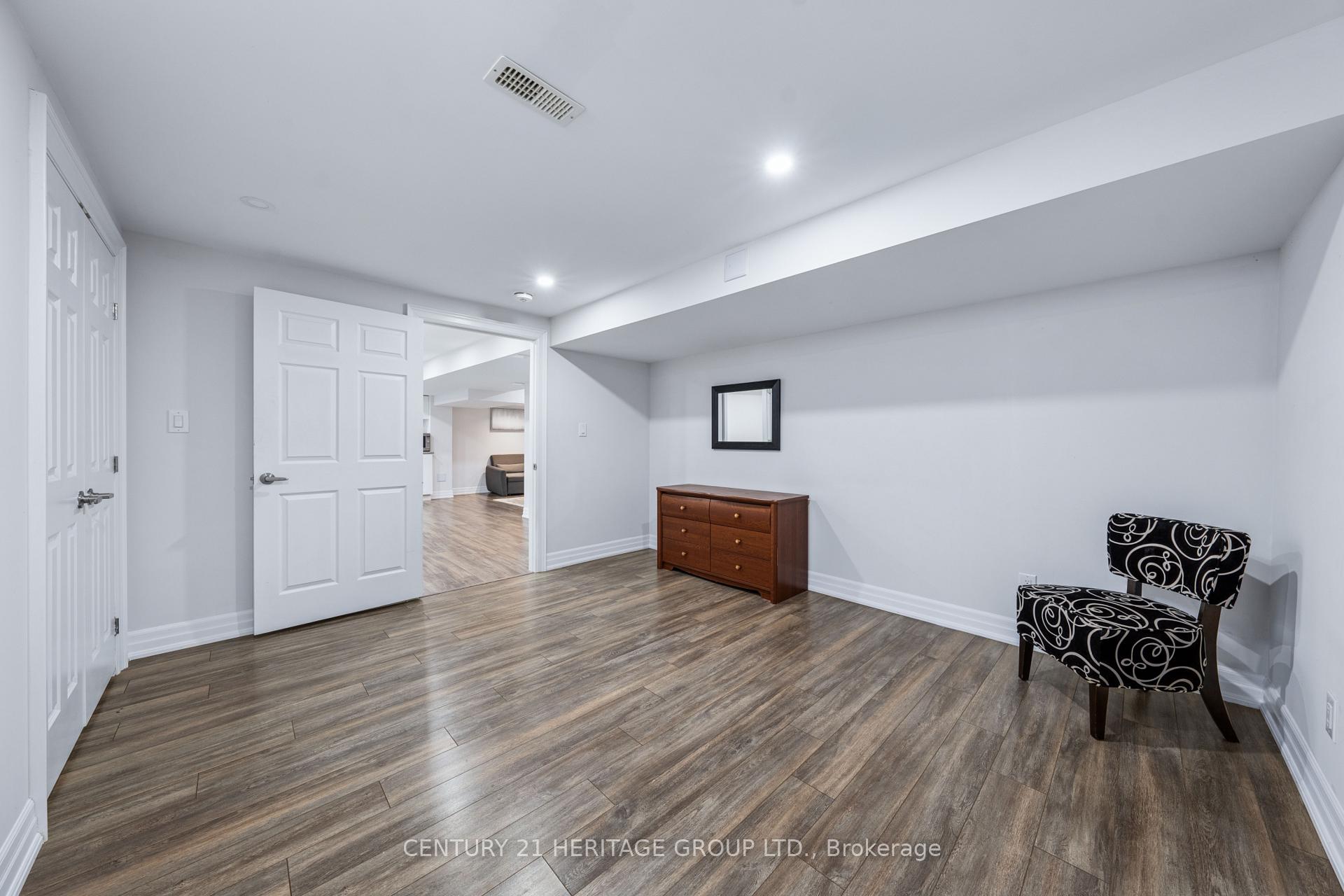 Photo 41 of 22 Horsley Court, Aurora, Bayview Northeast — HOMEH