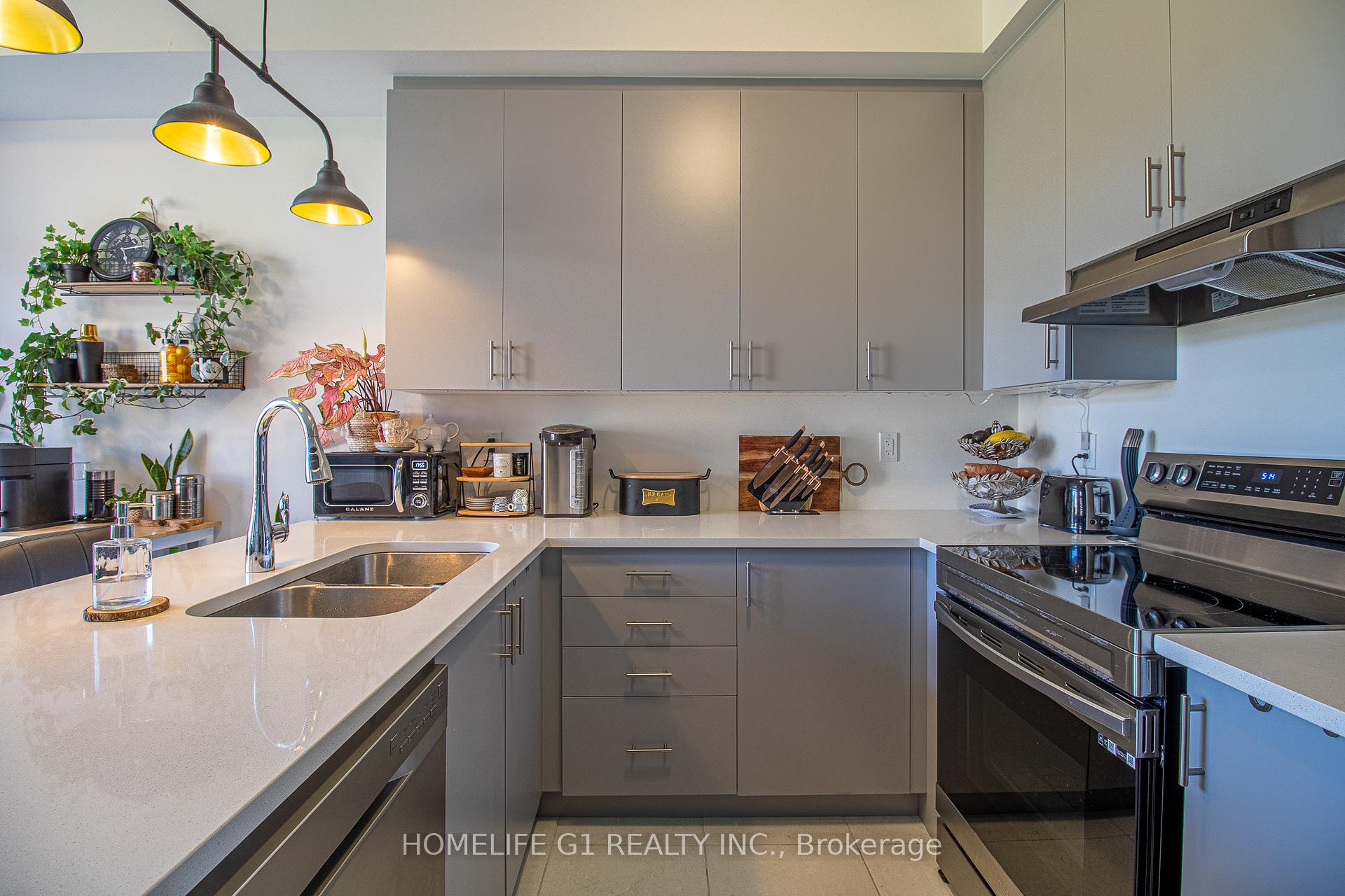 Photo 16 of 5 Caton Lane, Ajax, Northwest Ajax — HOMEH