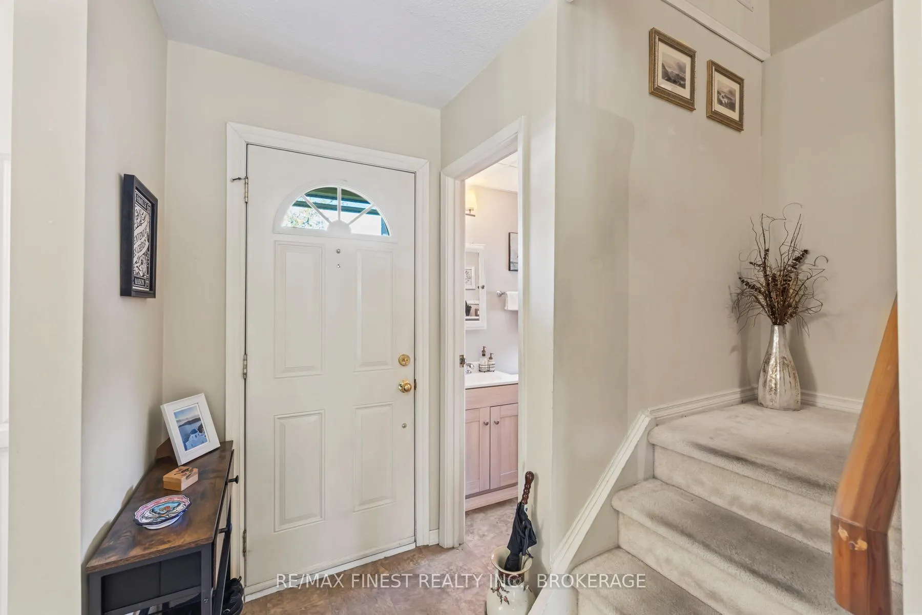 Photo 11 of Unit 48, 19 Macpherson Avenue, Kingston, Central City West — HOMEH