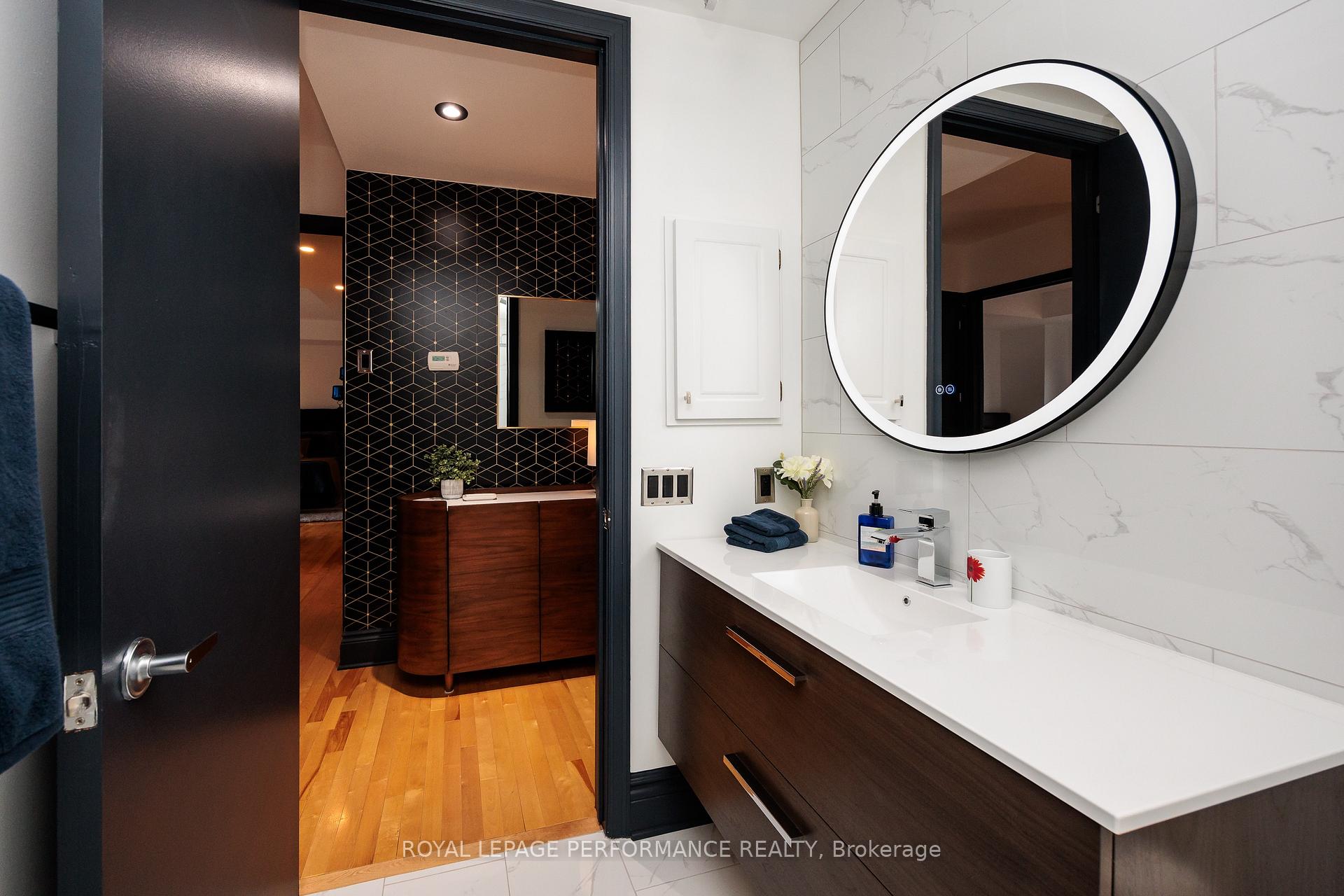 Photo 74 of Unit PH4, 364 Cooper Street, Ottawa, Ottawa Centre — HOMEH