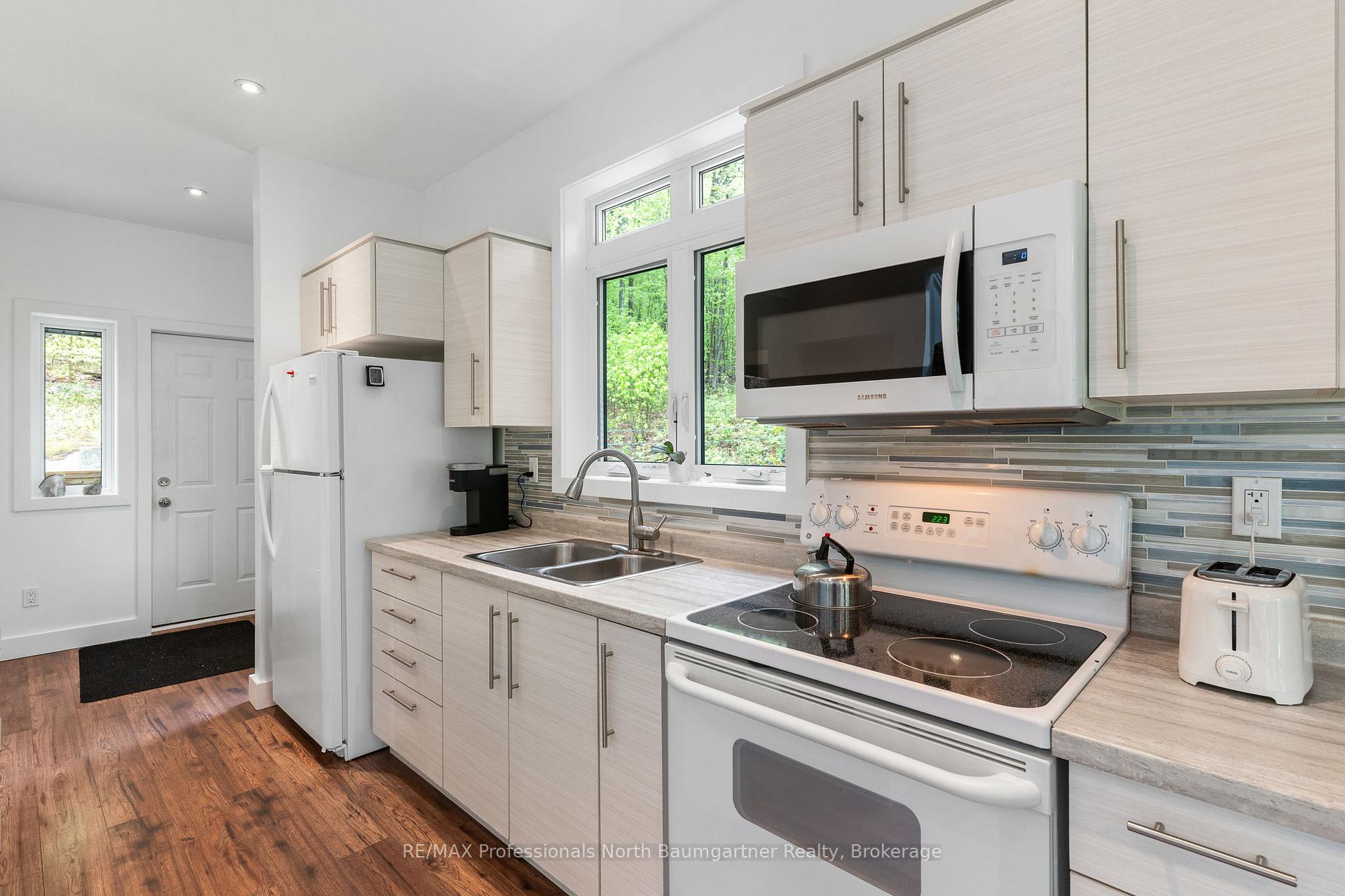 Photo 9 of 1105 Long Lake Road, Central Frontenac, Frontenac Centre — HOMEH