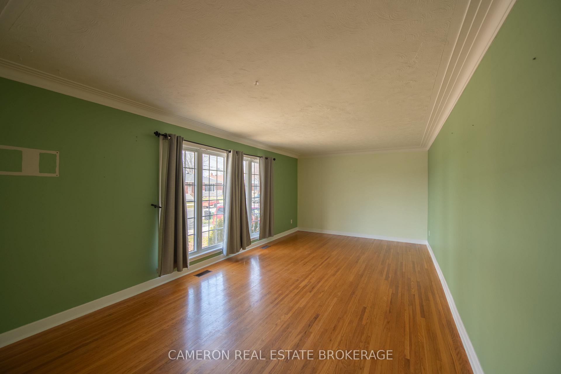 Photo 2 of 606 Guy Street, Cornwall — HOMEH