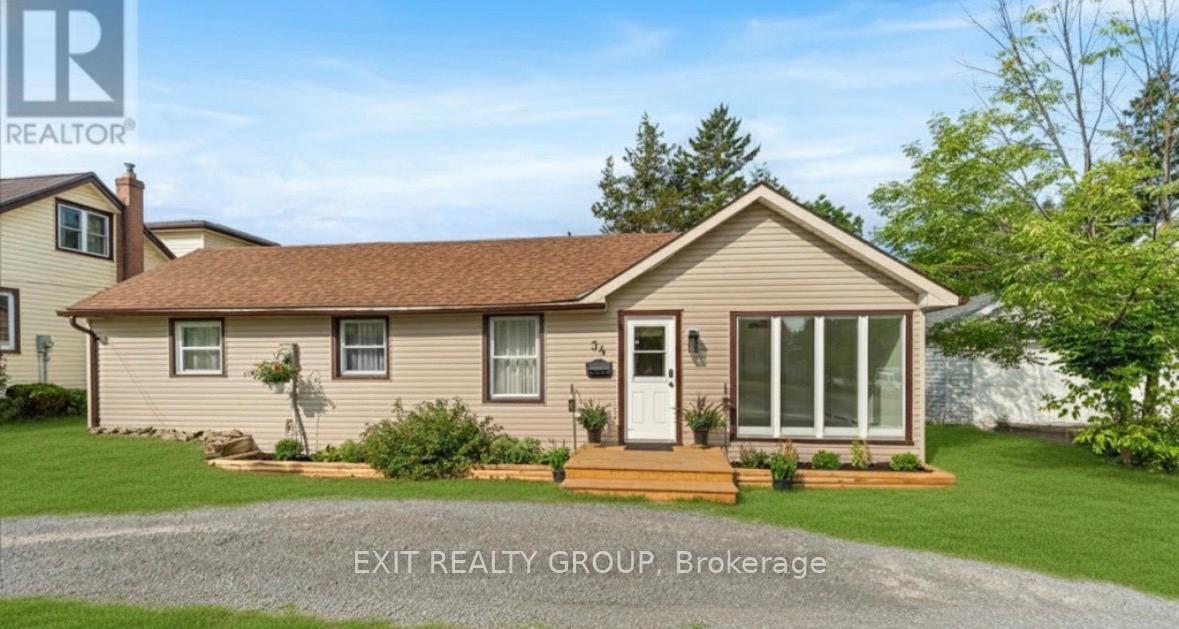 Photo 1 of 34 Orchard Drive, Belleville, Thurlow Ward — HOMEH