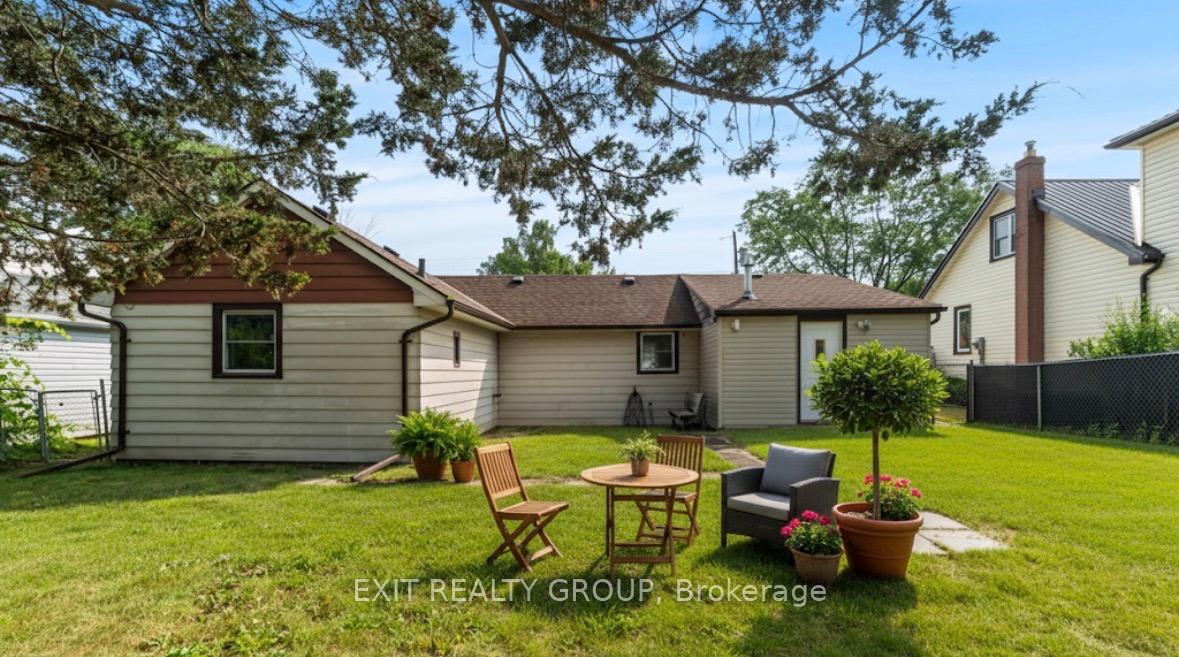 Photo 20 of 34 Orchard Drive, Belleville, Thurlow Ward — HOMEH