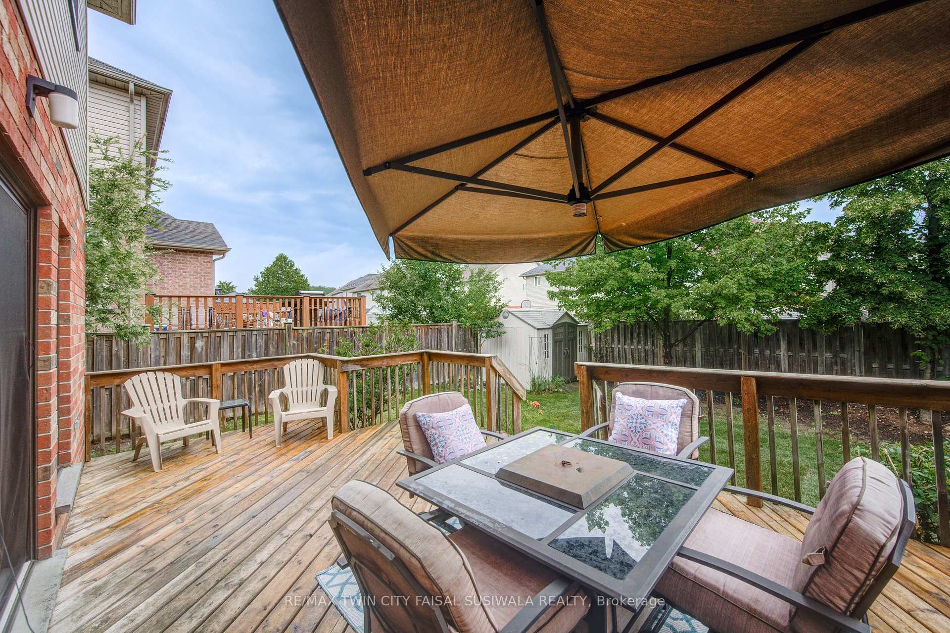 Photo 7 of 22 Pebblecreek Drive, Kitchener — HOMEH