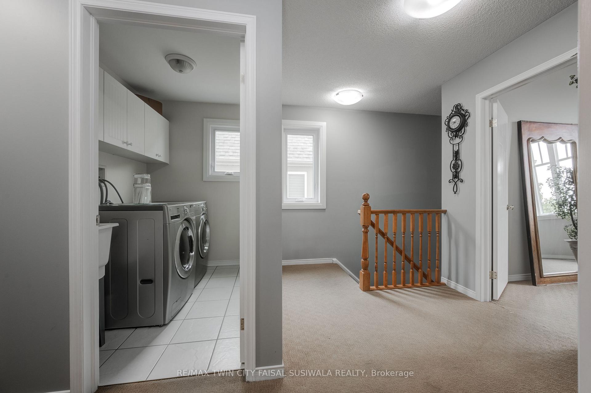 Photo 23 of 22 Pebblecreek Drive, Kitchener — HOMEH