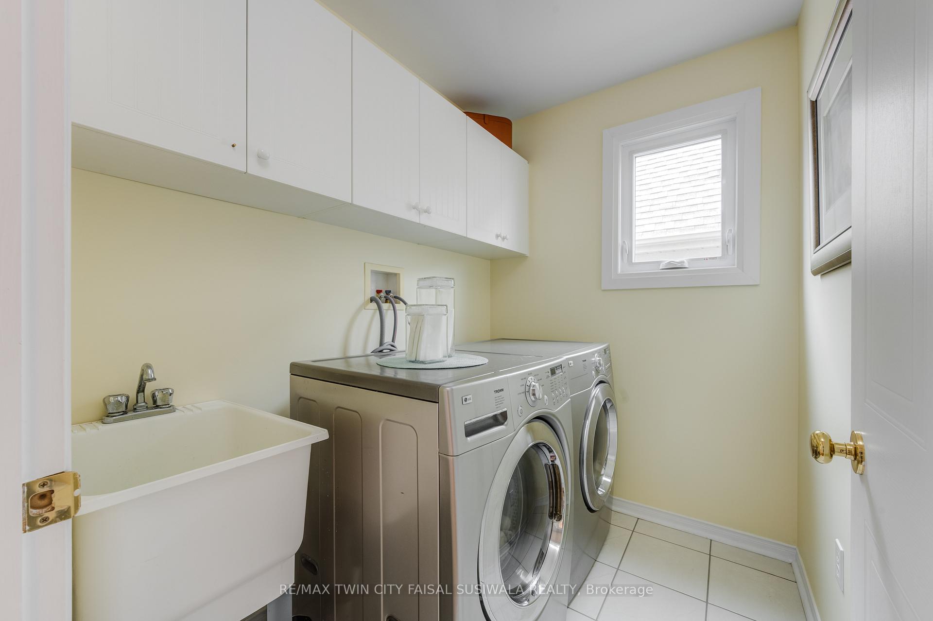 Photo 33 of 22 Pebblecreek Drive, Kitchener — HOMEH