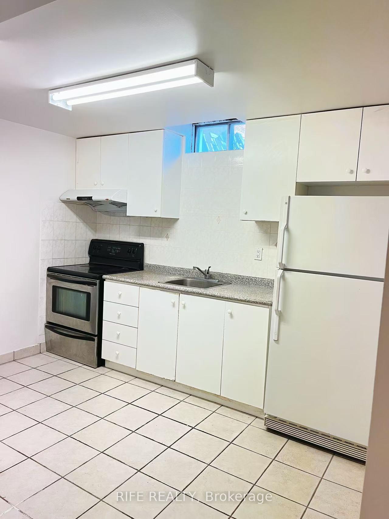 Photo 1 of Unit Basement A2, 50 Dowling Circle, Markham, Milliken Mills East — HOMEH