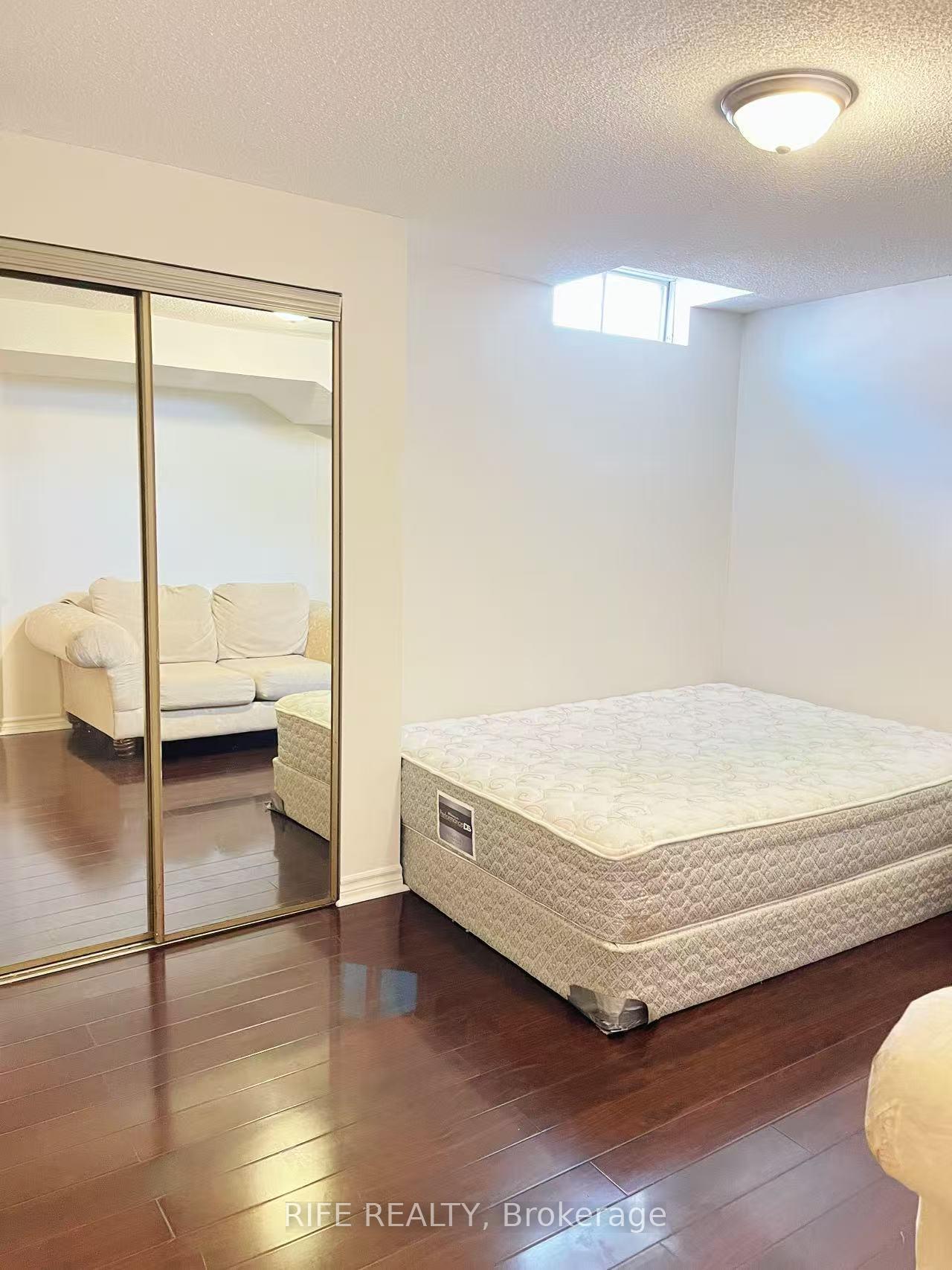 Photo 4 of Unit Basement A2, 50 Dowling Circle, Markham, Milliken Mills East — HOMEH