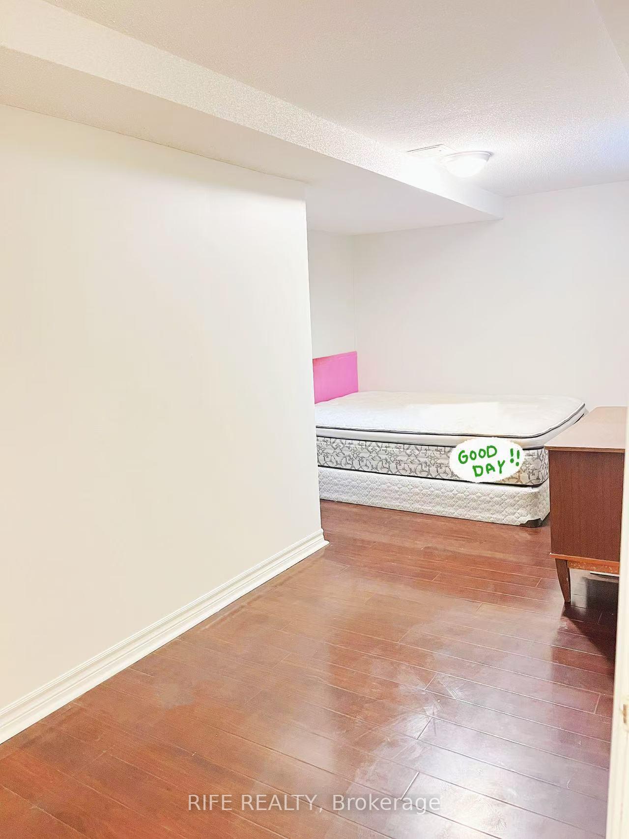Photo 5 of Unit Basement A2, 50 Dowling Circle, Markham, Milliken Mills East — HOMEH