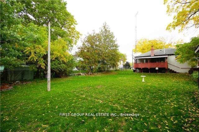 Photo 5 of 18 Windsor Drive, Ajax, Central West — HOMEH