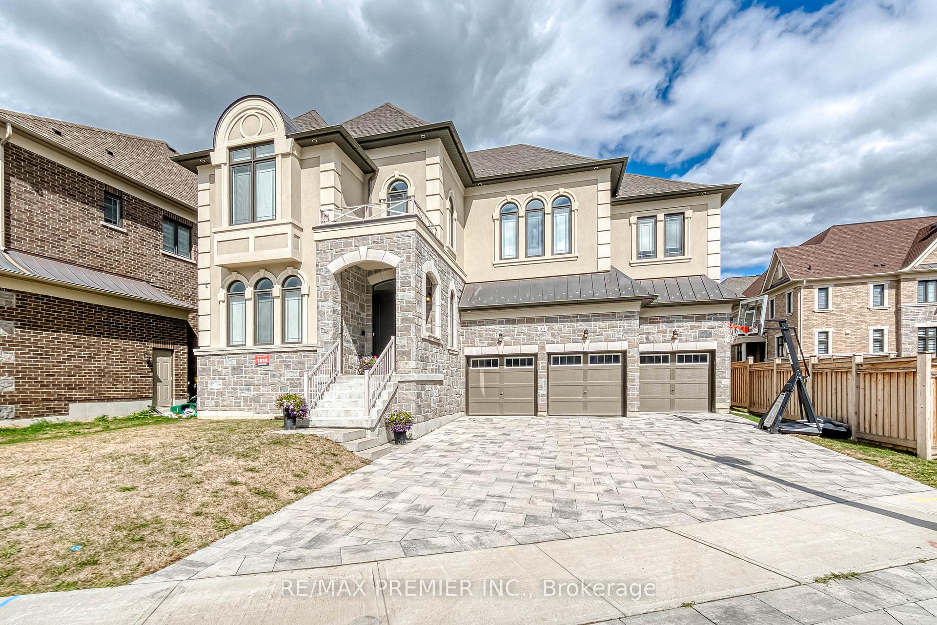 Front of 101 Appleyard Avenue