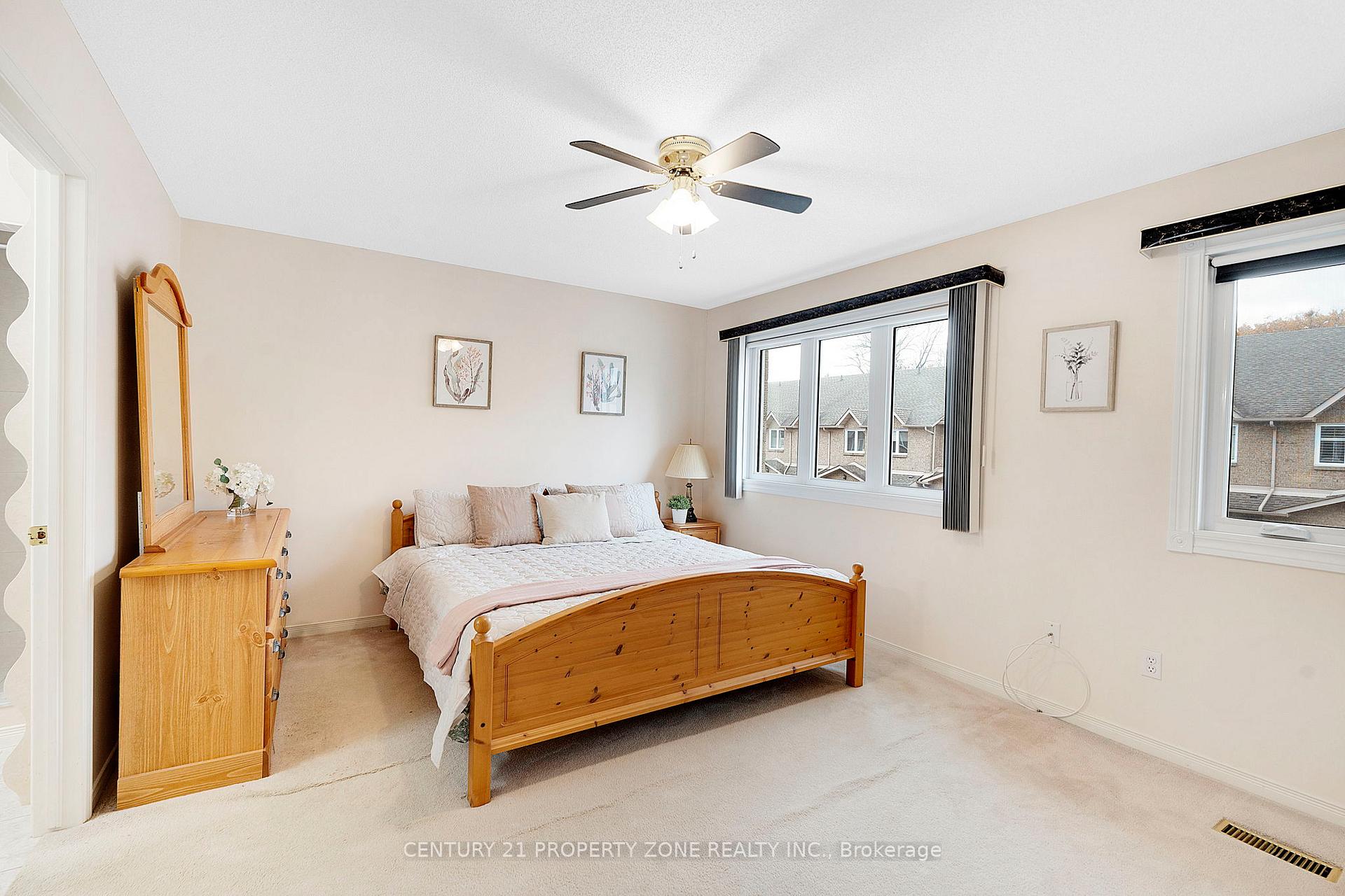 Photo 16 of Unit 2, 1809 Upper Wentworth Street, Hamilton, Allison — HOMEH
