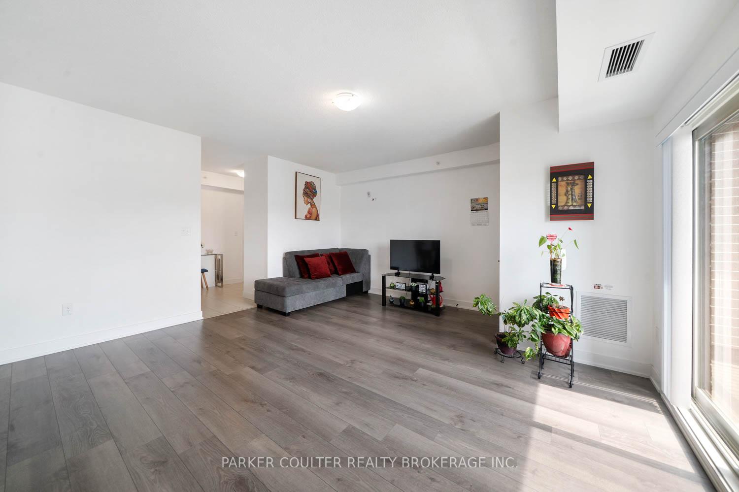 Photo 27 of Unit 312, 6 Spice Way, Barrie, Innis-Shore — HOMEH