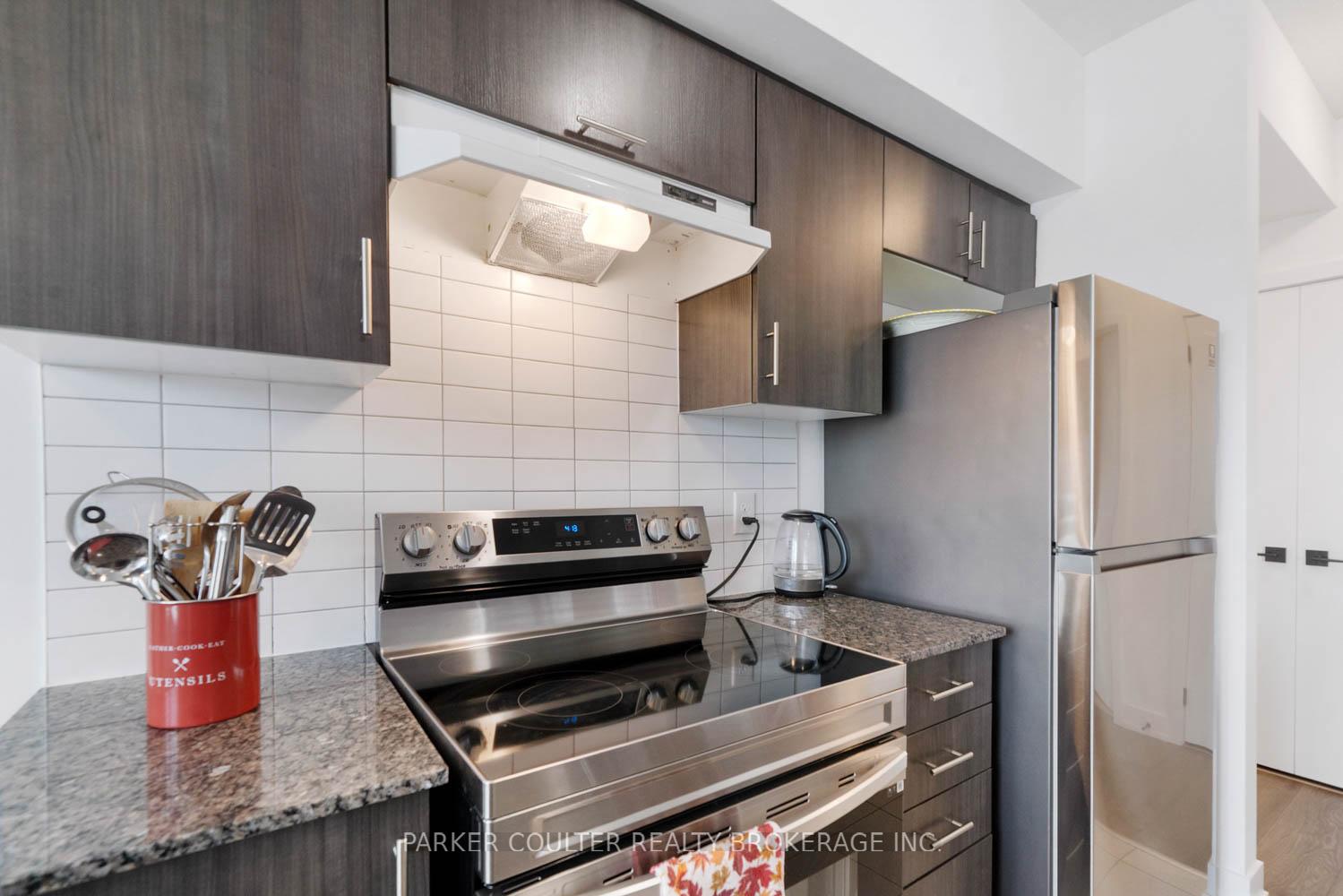 Photo 34 of Unit 312, 6 Spice Way, Barrie, Innis-Shore — HOMEH