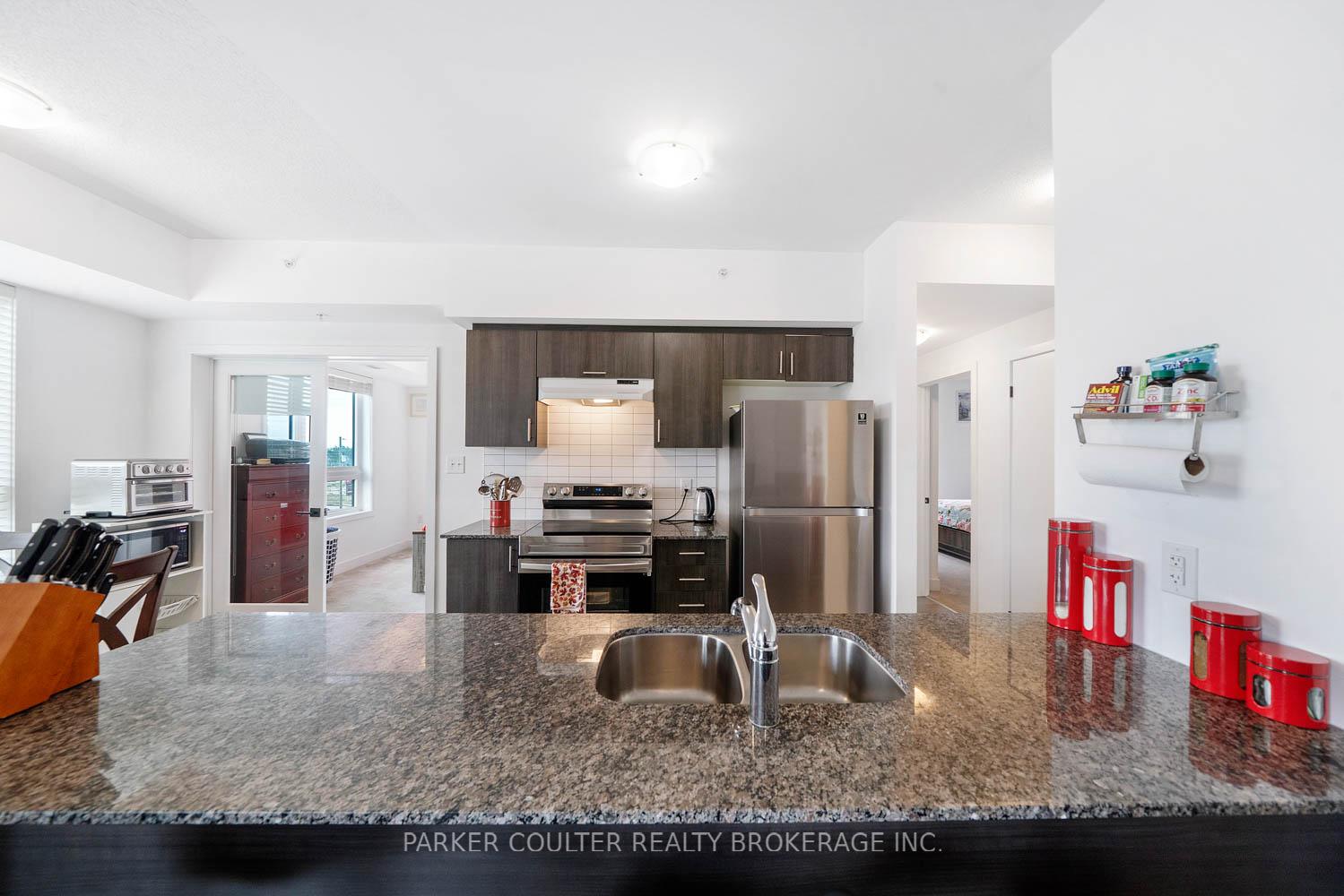 Photo 13 of Unit 312, 6 Spice Way, Barrie, Innis-Shore — HOMEH