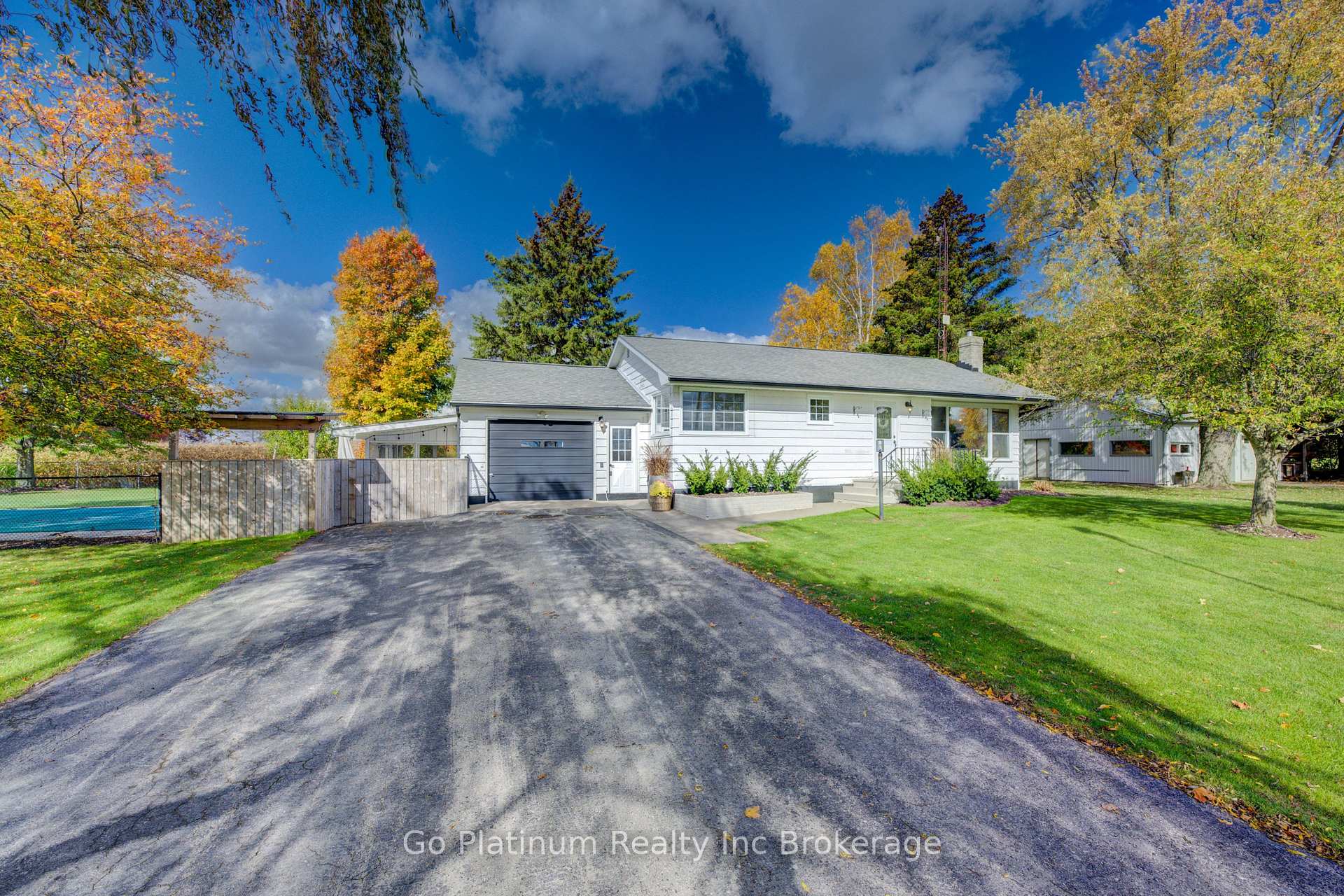 Photo 2 of 160 Eleventh Concession Road, Brant, Burford — HOMEH