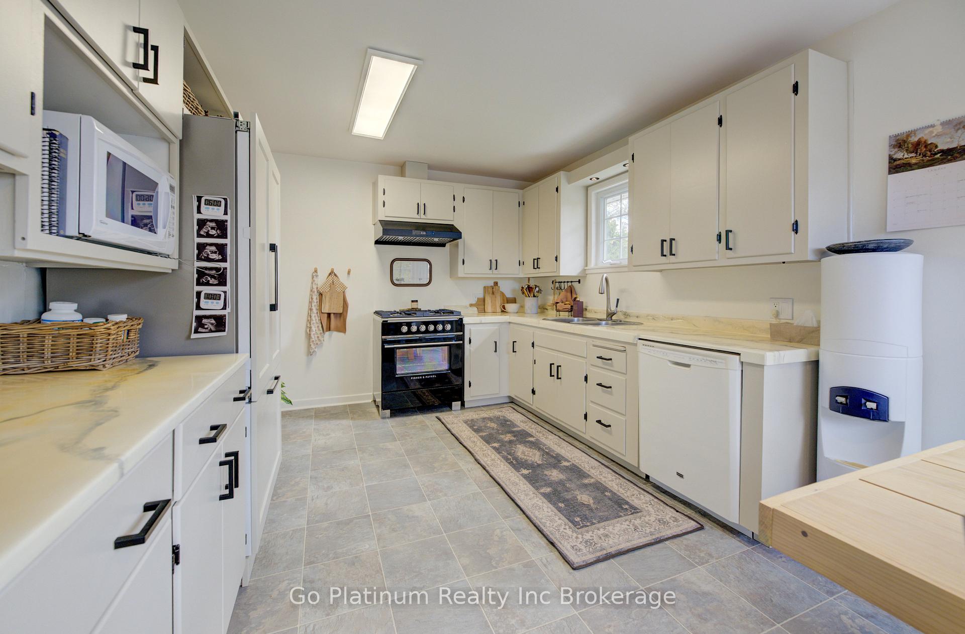 Photo 9 of 160 Eleventh Concession Road, Brant, Burford — HOMEH