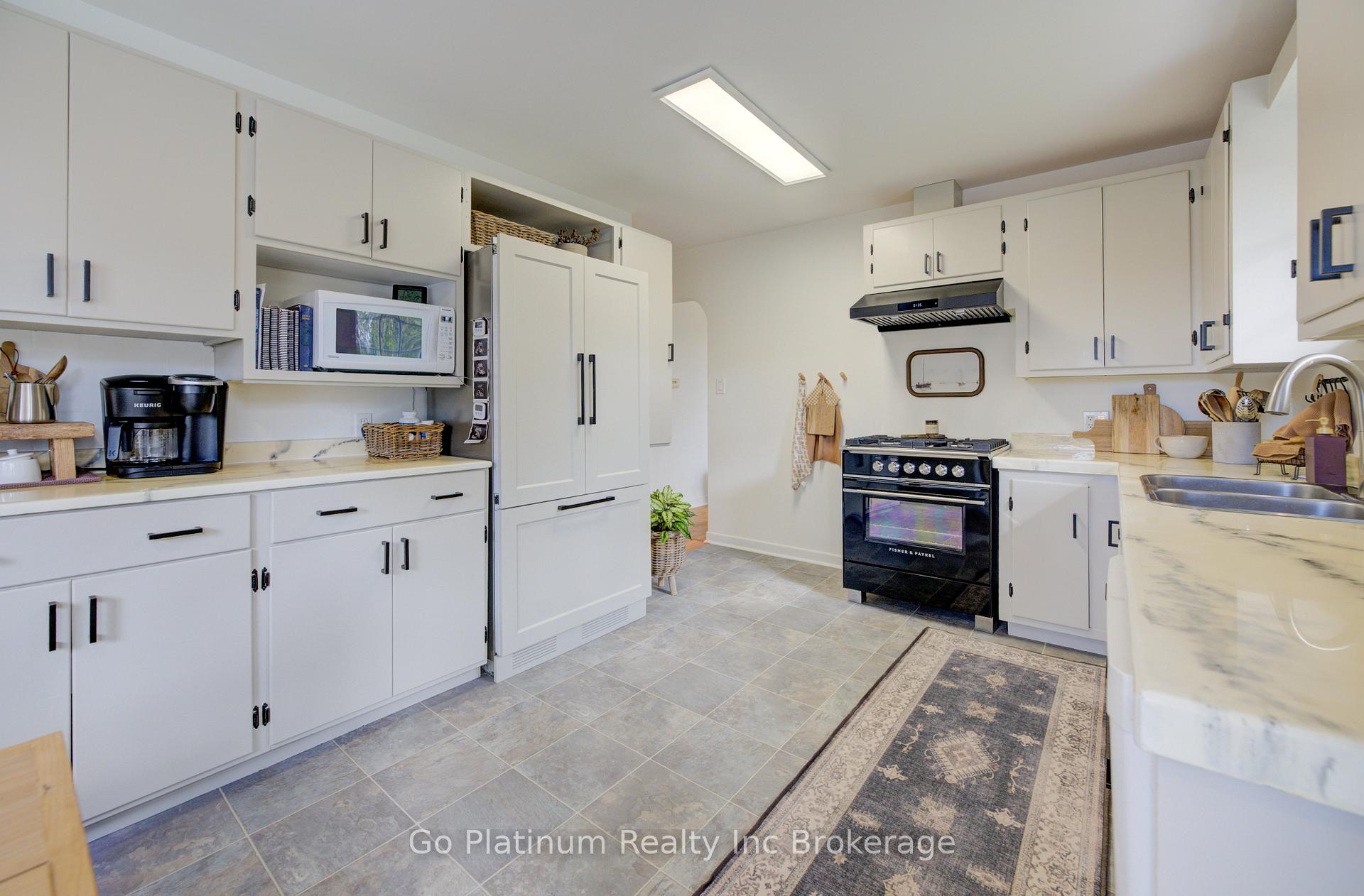Photo 10 of 160 Eleventh Concession Road, Brant, Burford — HOMEH