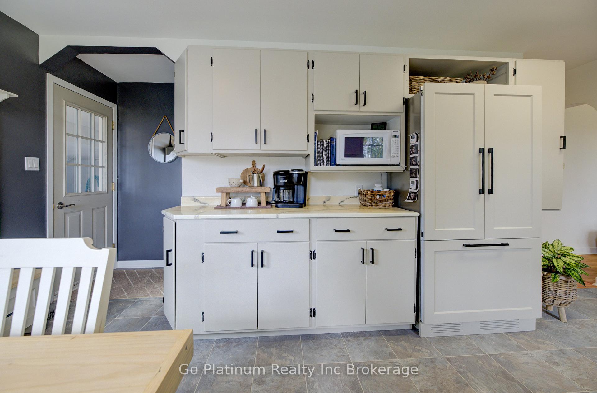 Photo 11 of 160 Eleventh Concession Road, Brant, Burford — HOMEH