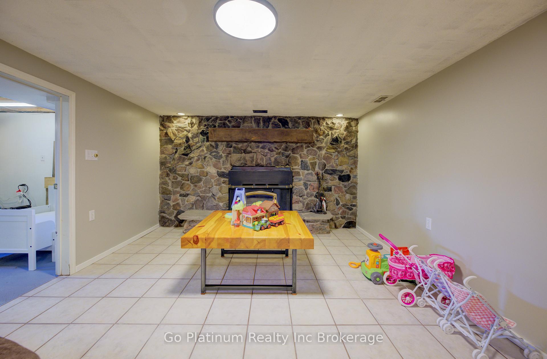 Photo 25 of 160 Eleventh Concession Road, Brant, Burford — HOMEH