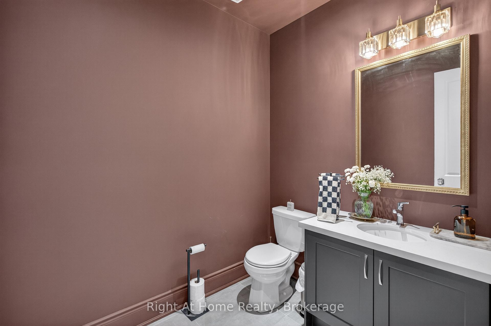 Photo 18 of 90 Smokey Hollow Place, Hamilton, Waterdown — HOMEH