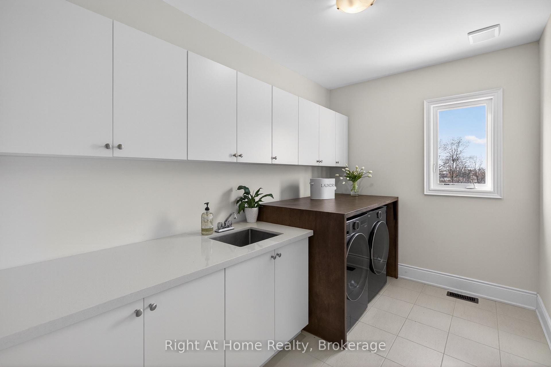 Photo 25 of 90 Smokey Hollow Place, Hamilton, Waterdown — HOMEH