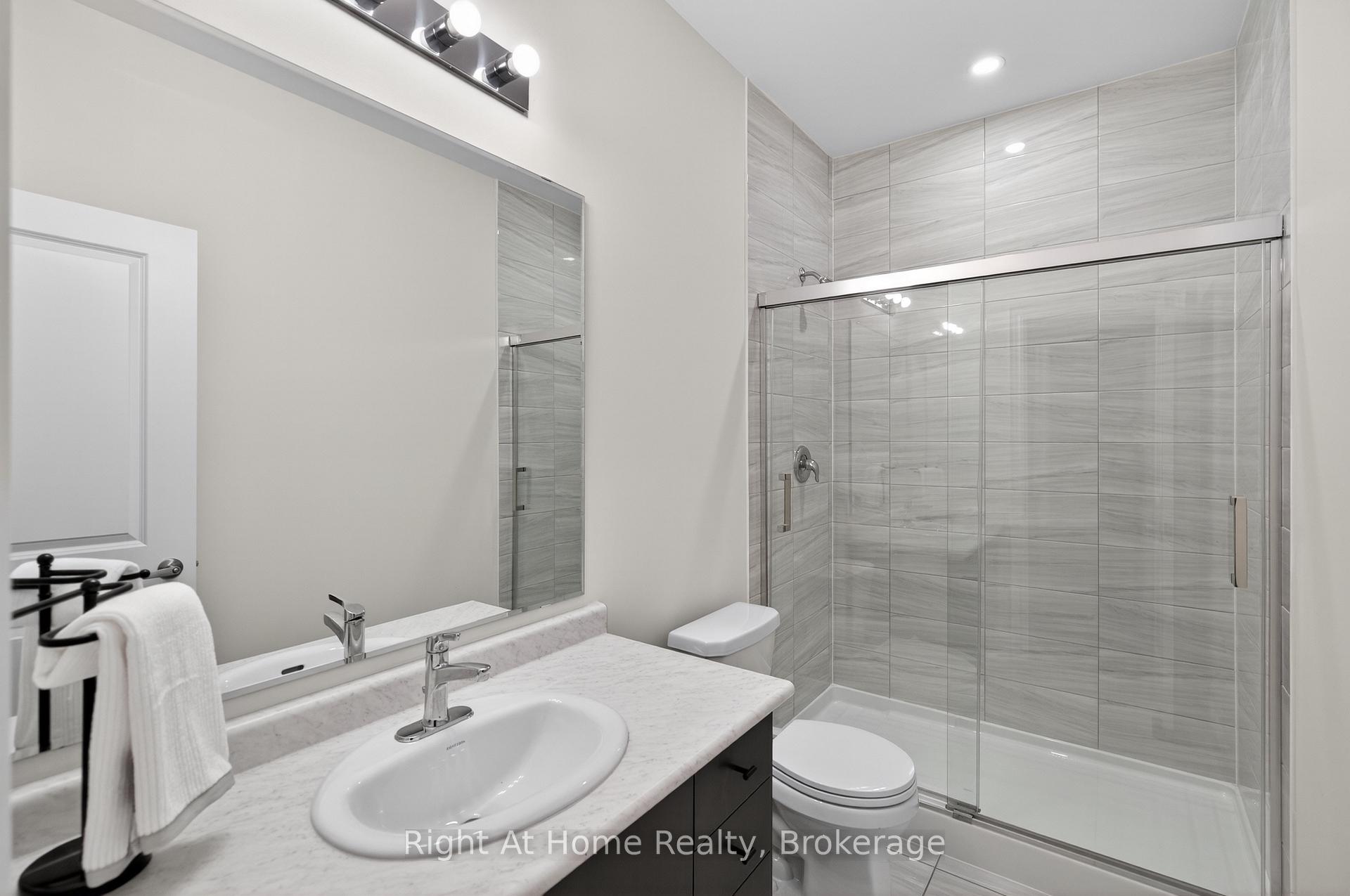 Photo 27 of 90 Smokey Hollow Place, Hamilton, Waterdown — HOMEH
