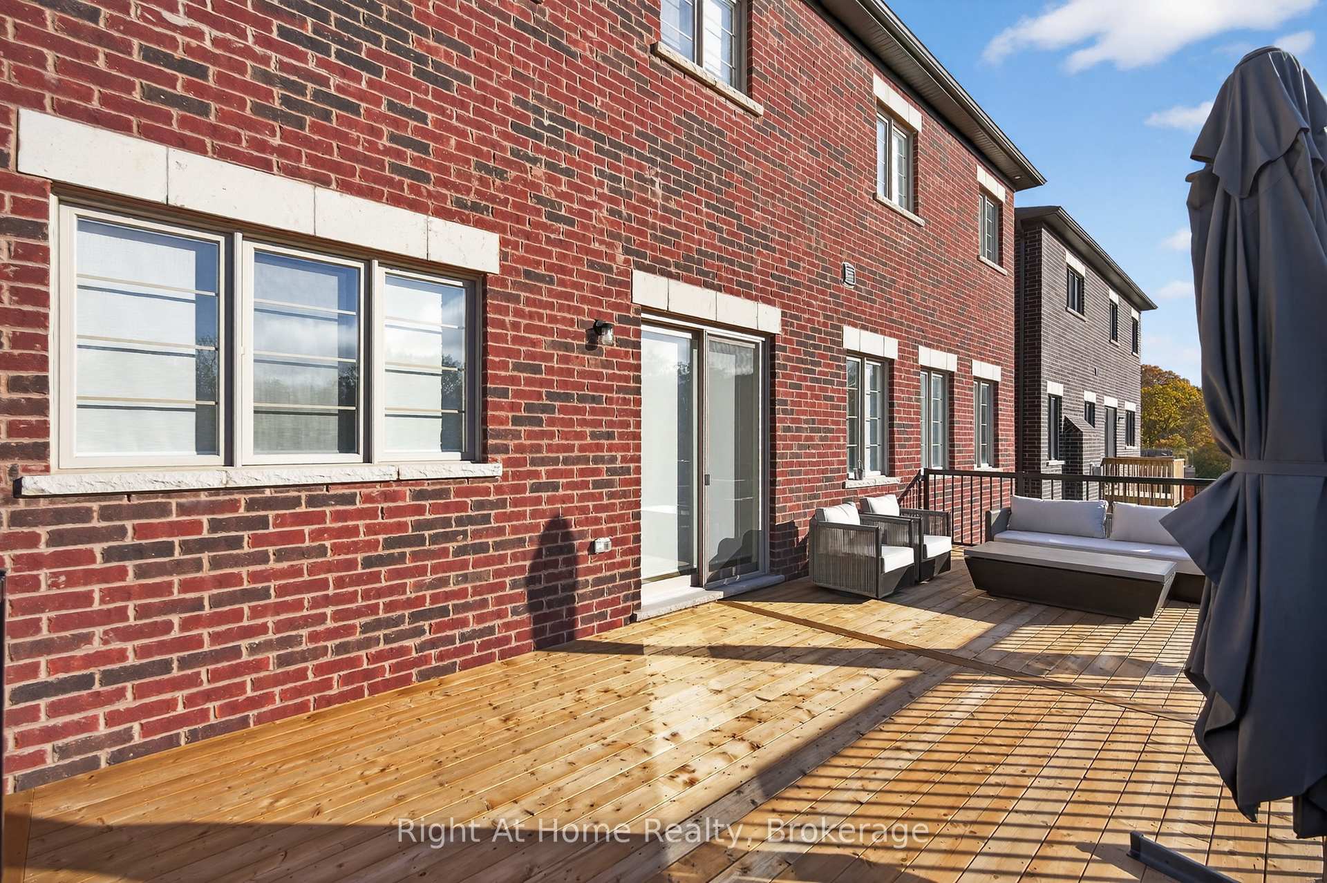 Photo 43 of 90 Smokey Hollow Place, Hamilton, Waterdown — HOMEH