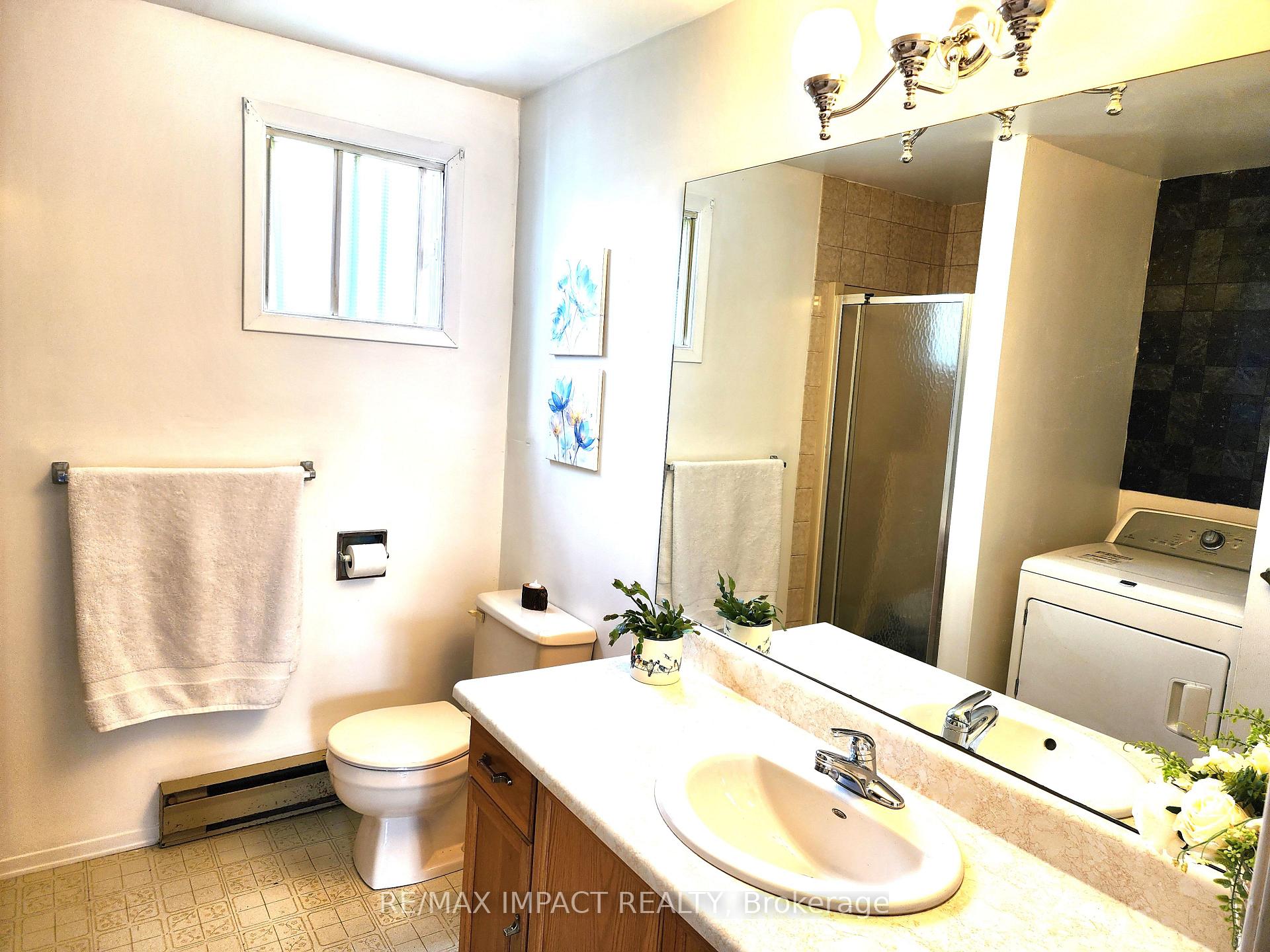 Photo 17 of 4 Champlain Court, Clarington, Newcastle — HOMEH