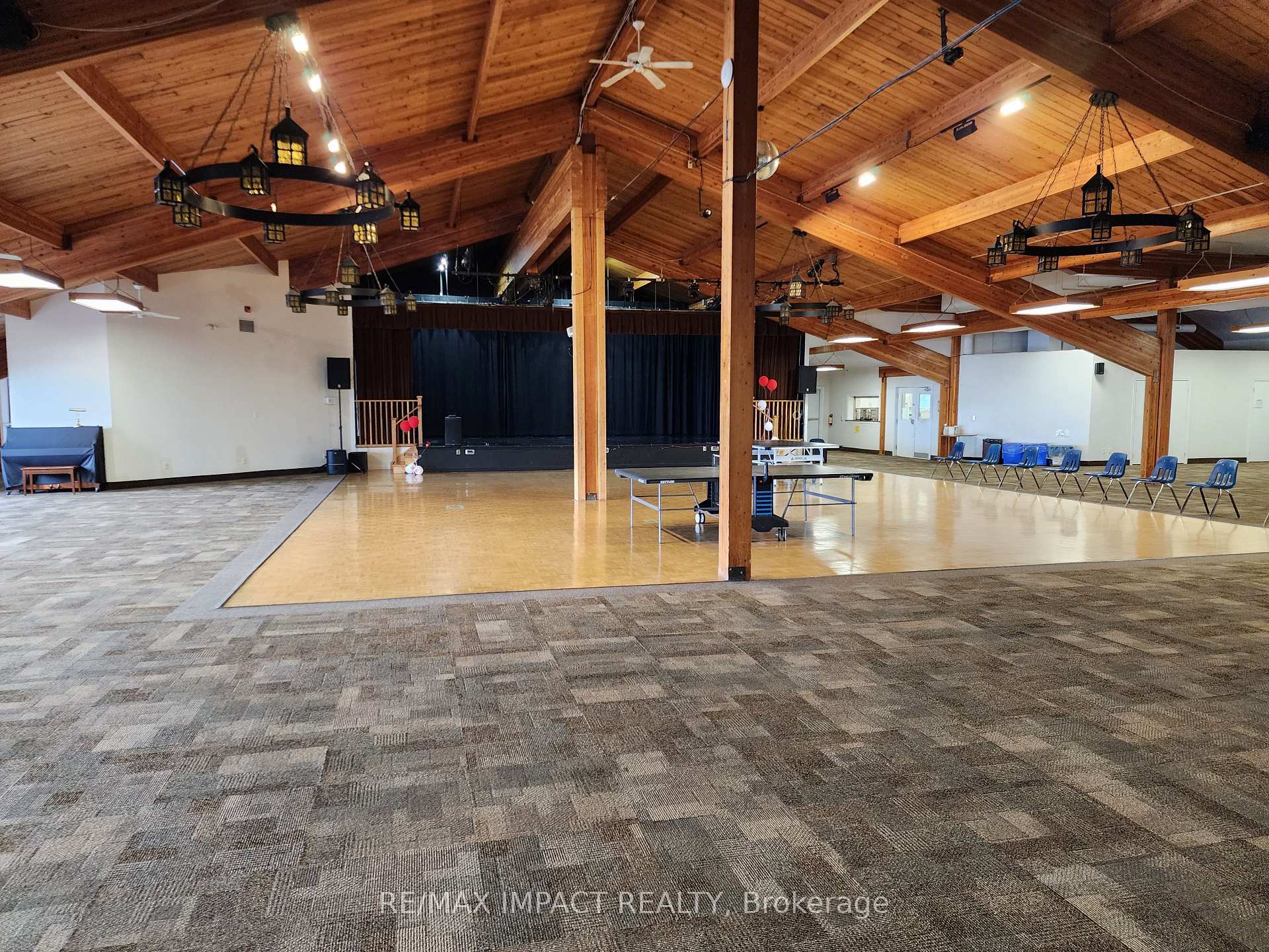 Photo 36 of 4 Champlain Court, Clarington, Newcastle — HOMEH