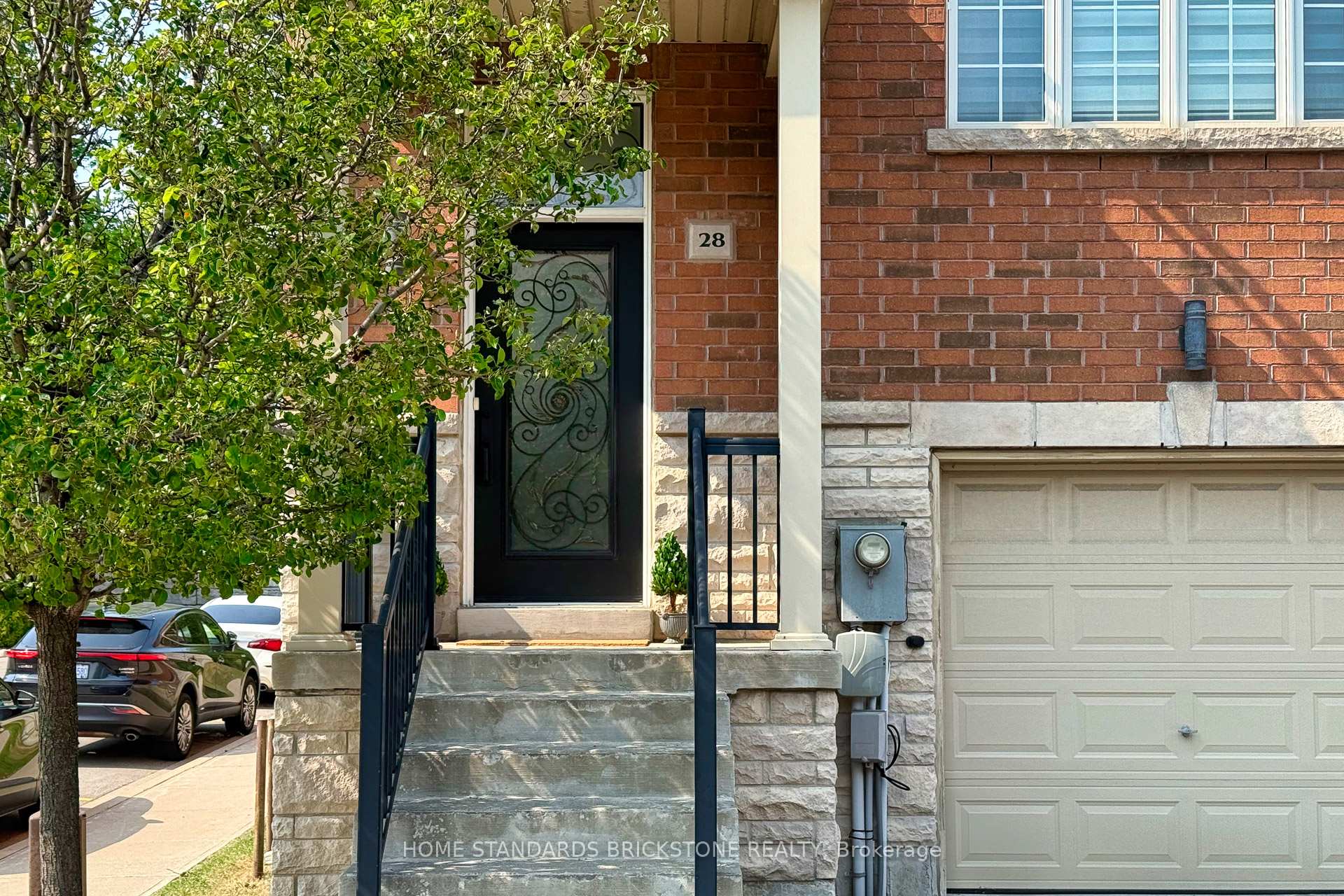 Photo 3 of Unit 28, 8777 Dufferin Street, Vaughan, Patterson — HOMEH