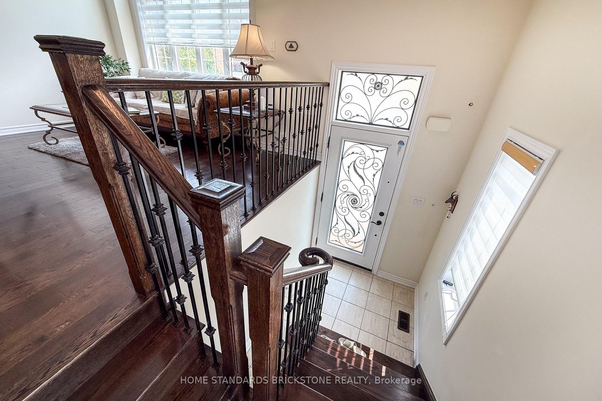 Photo 4 of Unit 28, 8777 Dufferin Street, Vaughan, Patterson — HOMEH