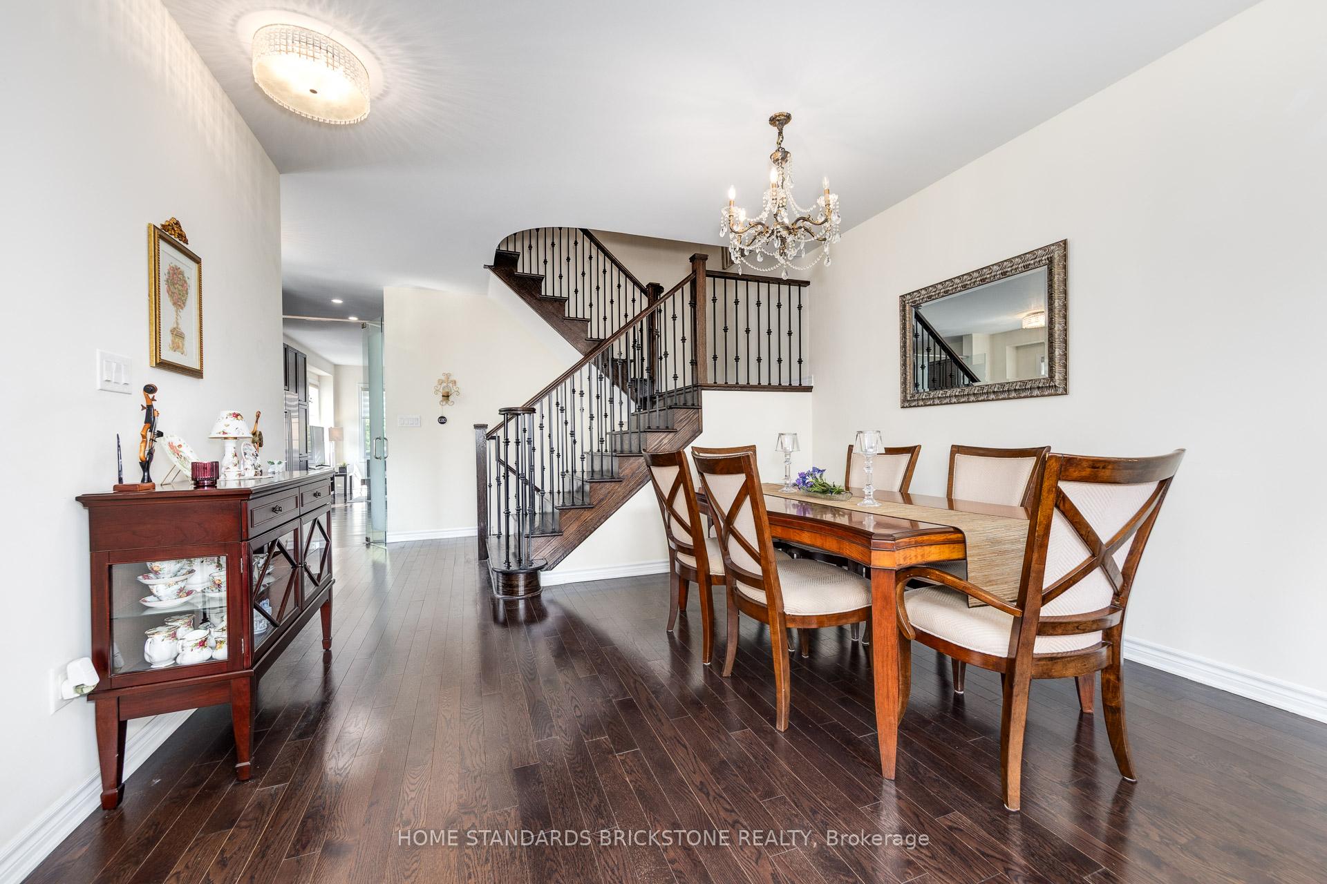 Photo 8 of Unit 28, 8777 Dufferin Street, Vaughan, Patterson — HOMEH